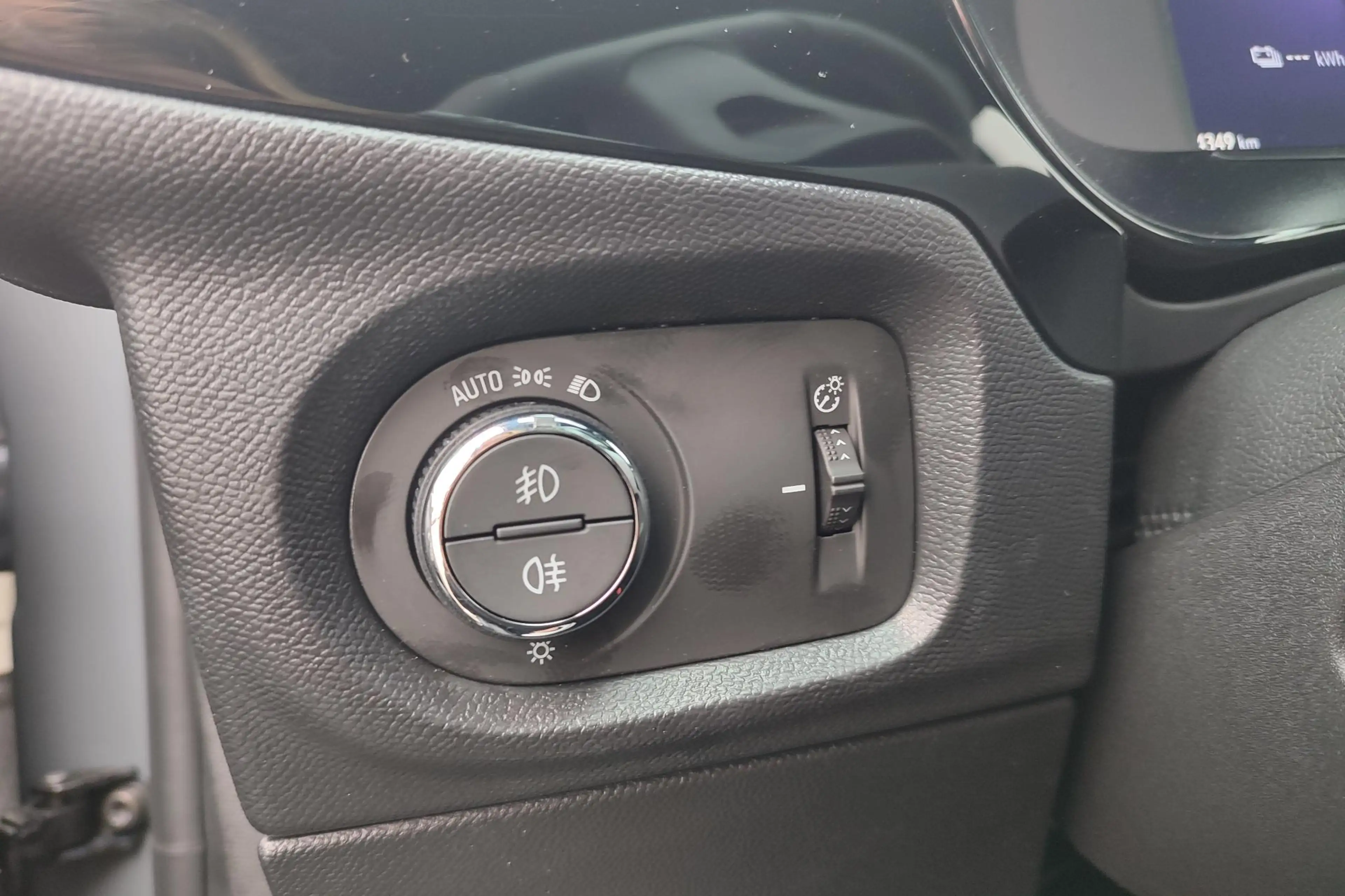 Opel Corsa-e Electric Long Range Ultimate 51 kWh — photo 13