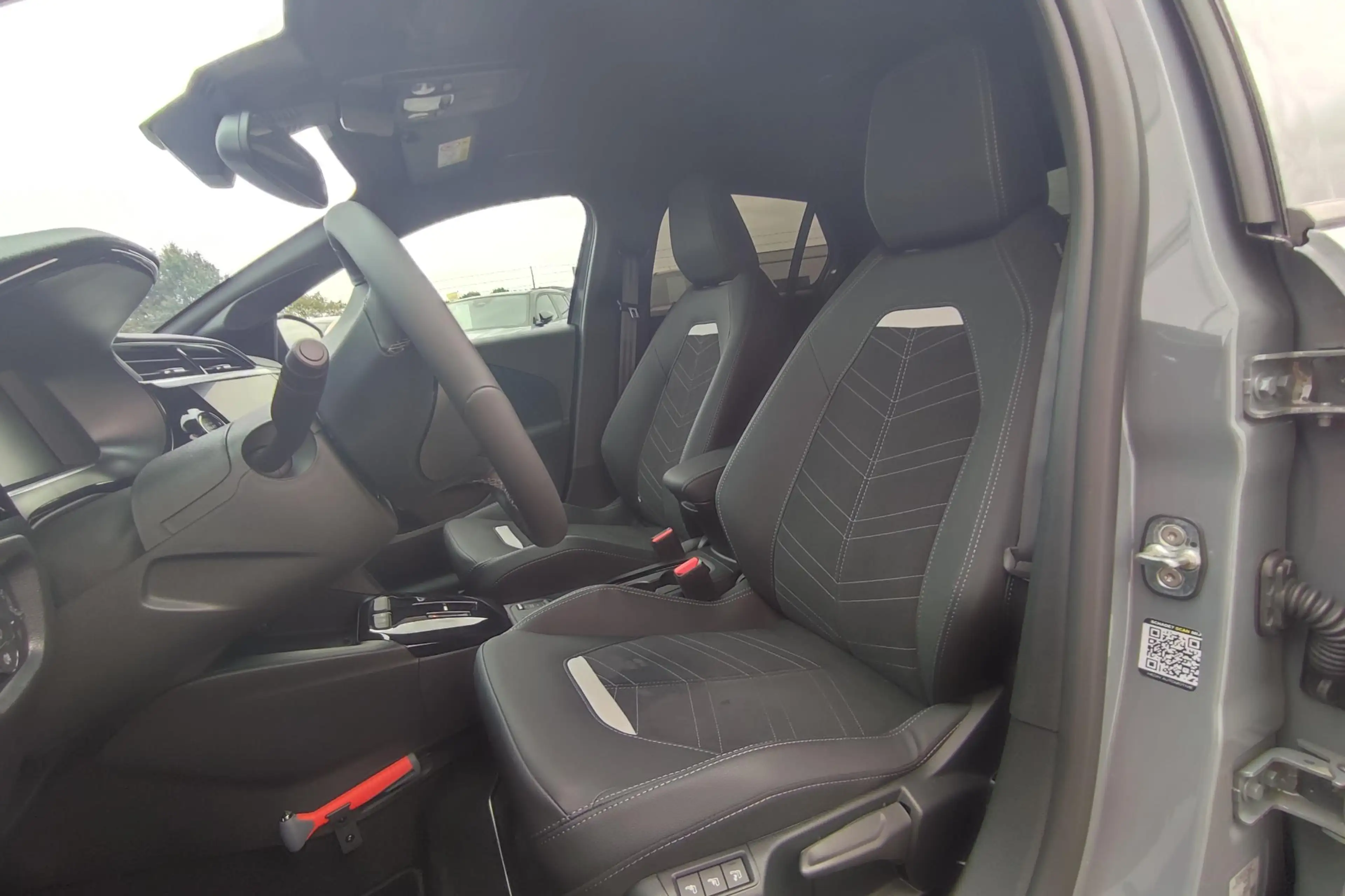 Opel Corsa-e Electric Long Range Ultimate 51 kWh — photo 10