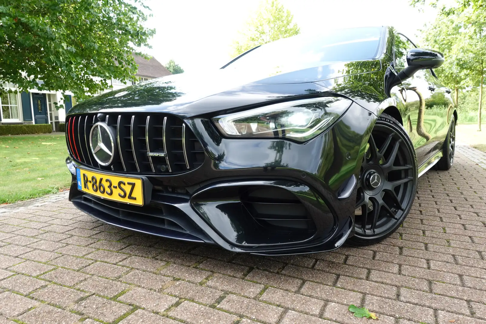 Mercedes-Benz CLA 45 AMG S 4MATIC+ Premium Plus | Burmester | 360° Camera | Schwarz - 2