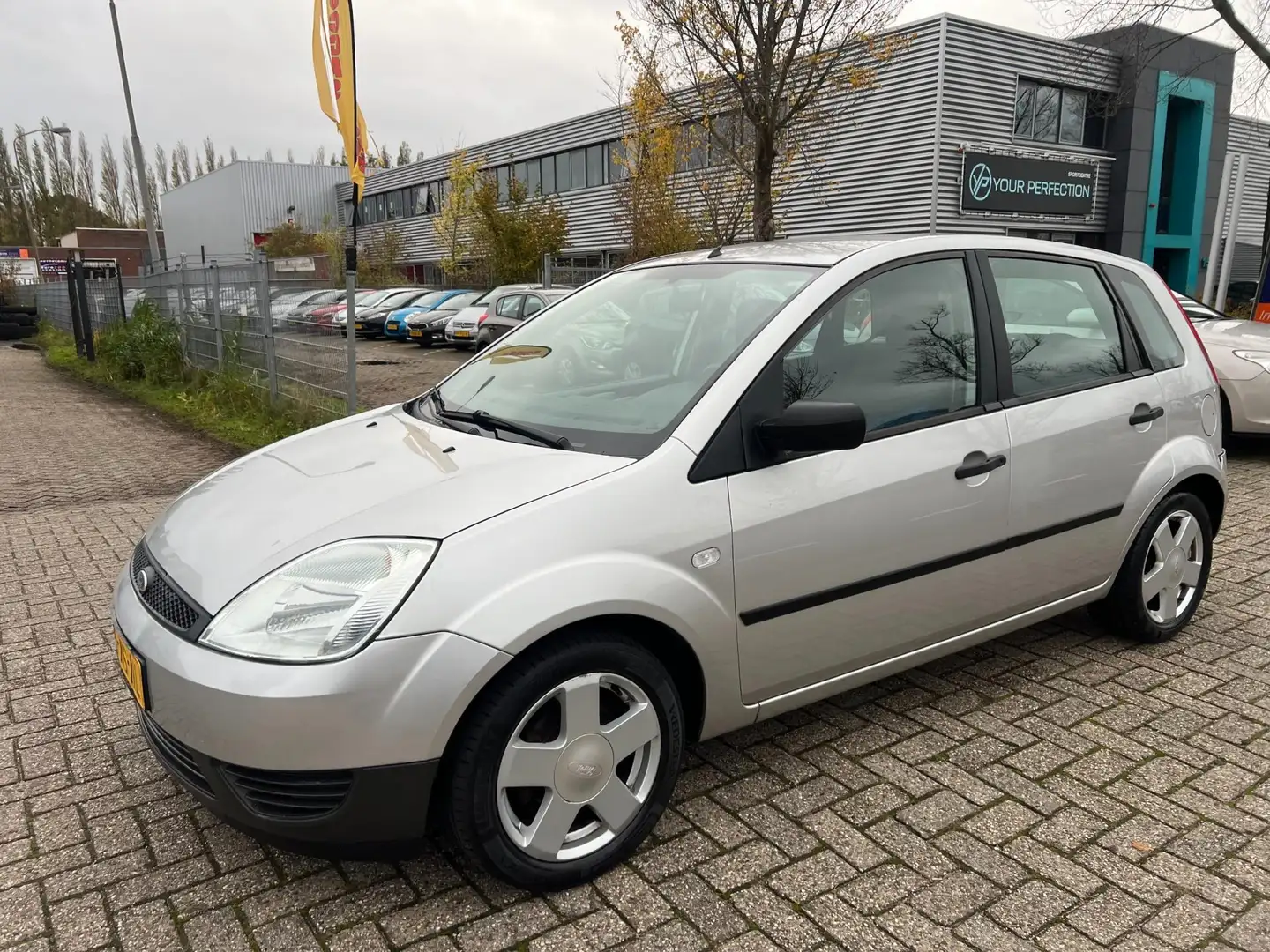 Ford Fiesta 1.3 Centennial - AIRCO - NIEUWE JAAR APK ! Gris - 2