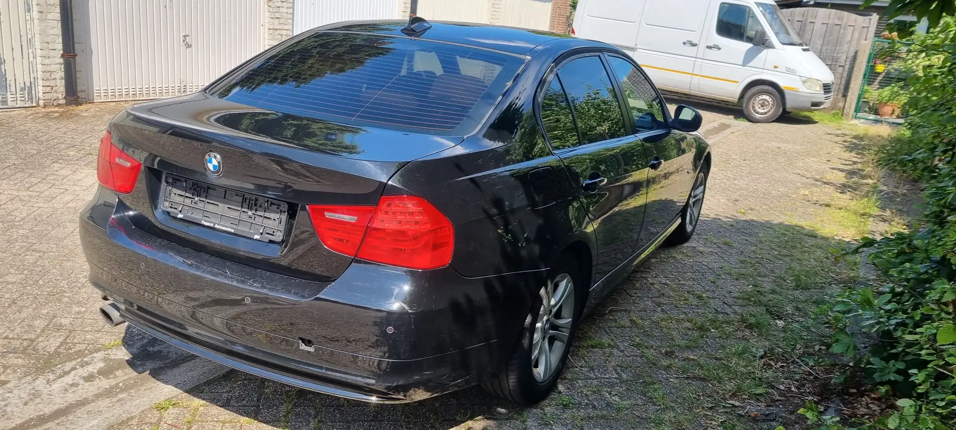 BMW 318 318d DPF Noir - 2