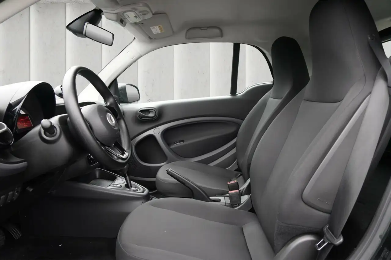 smart forTwo Smart EQ fortwo Tempomat Klimaautomatik Bluetooth 5