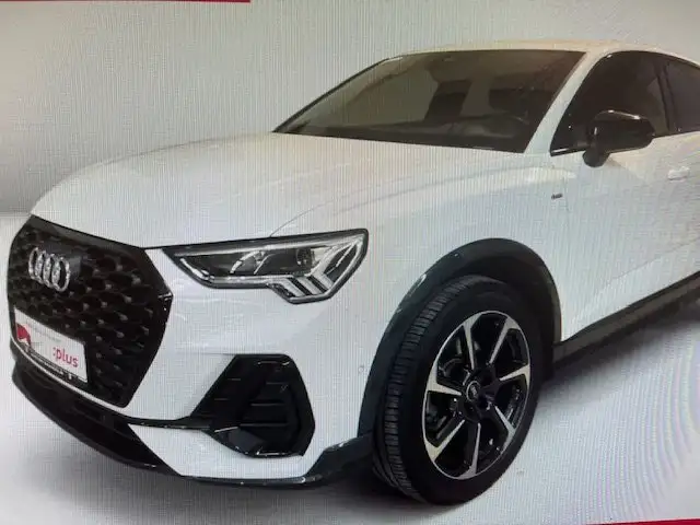 Audi Q3 Q 3 SPORTBACK 35 TFSI E DSG  s line 150 cv MATRIX