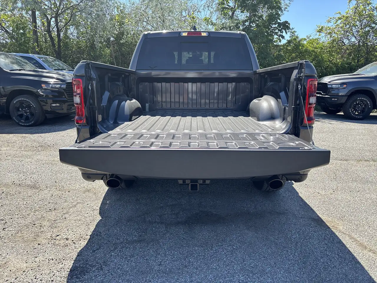 RAM 1500 снимка RAM 1500