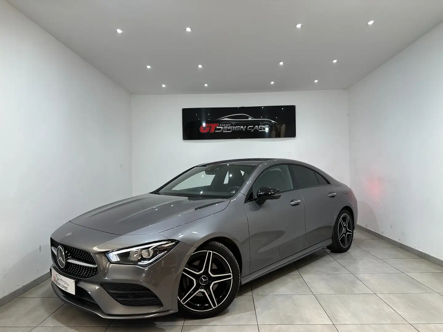 Mercedes-Benz CLA 180 d///PACK AMG //GARNTIE**LED AMBIENTE**CAMERA Gris - 1