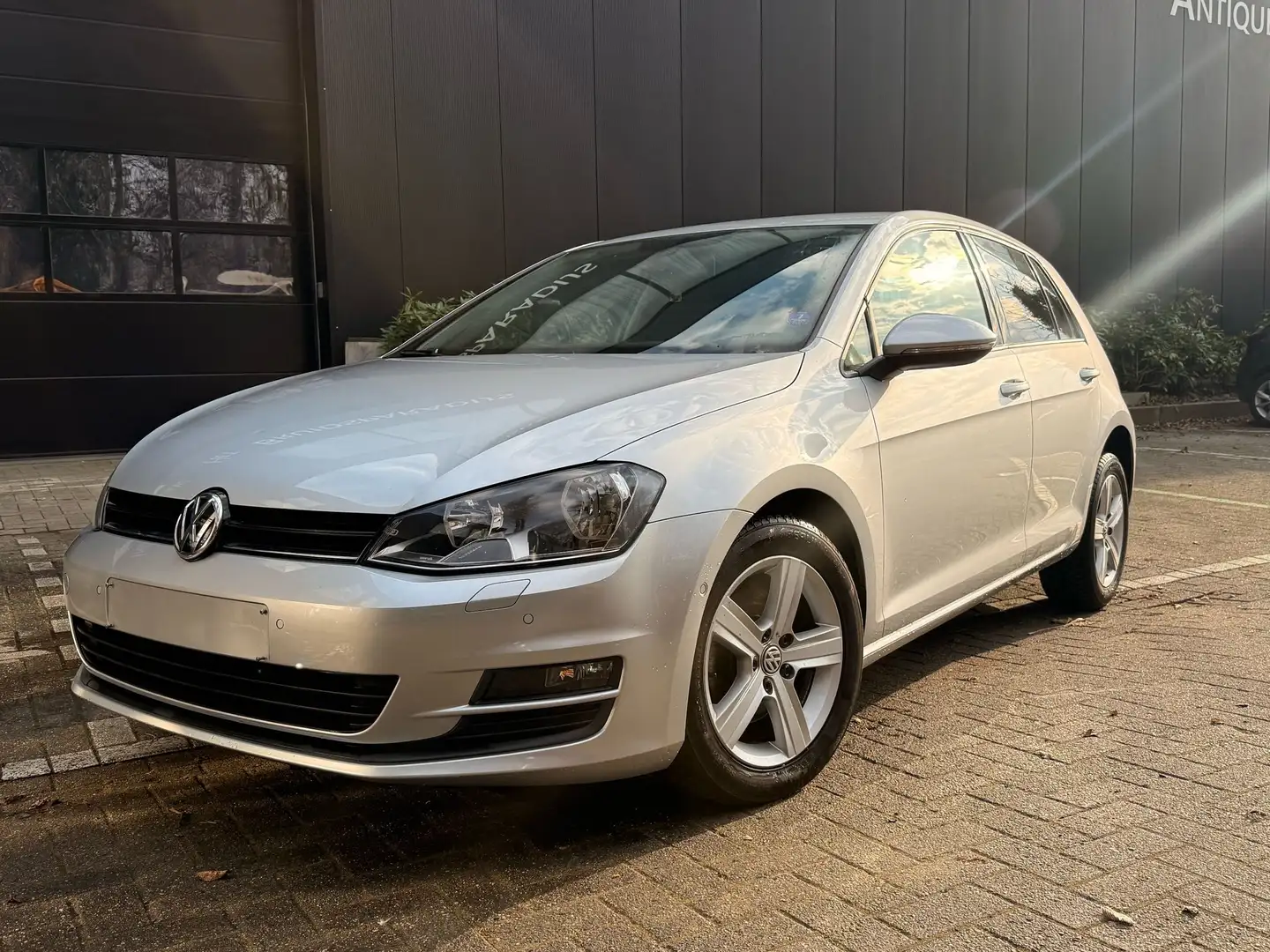 Volkswagen Golf Golf 1.2 TSI BlueMotion Technology Comfortline Argent - 1