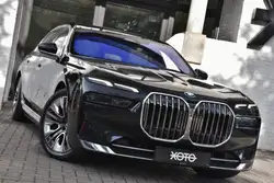 BMW 750