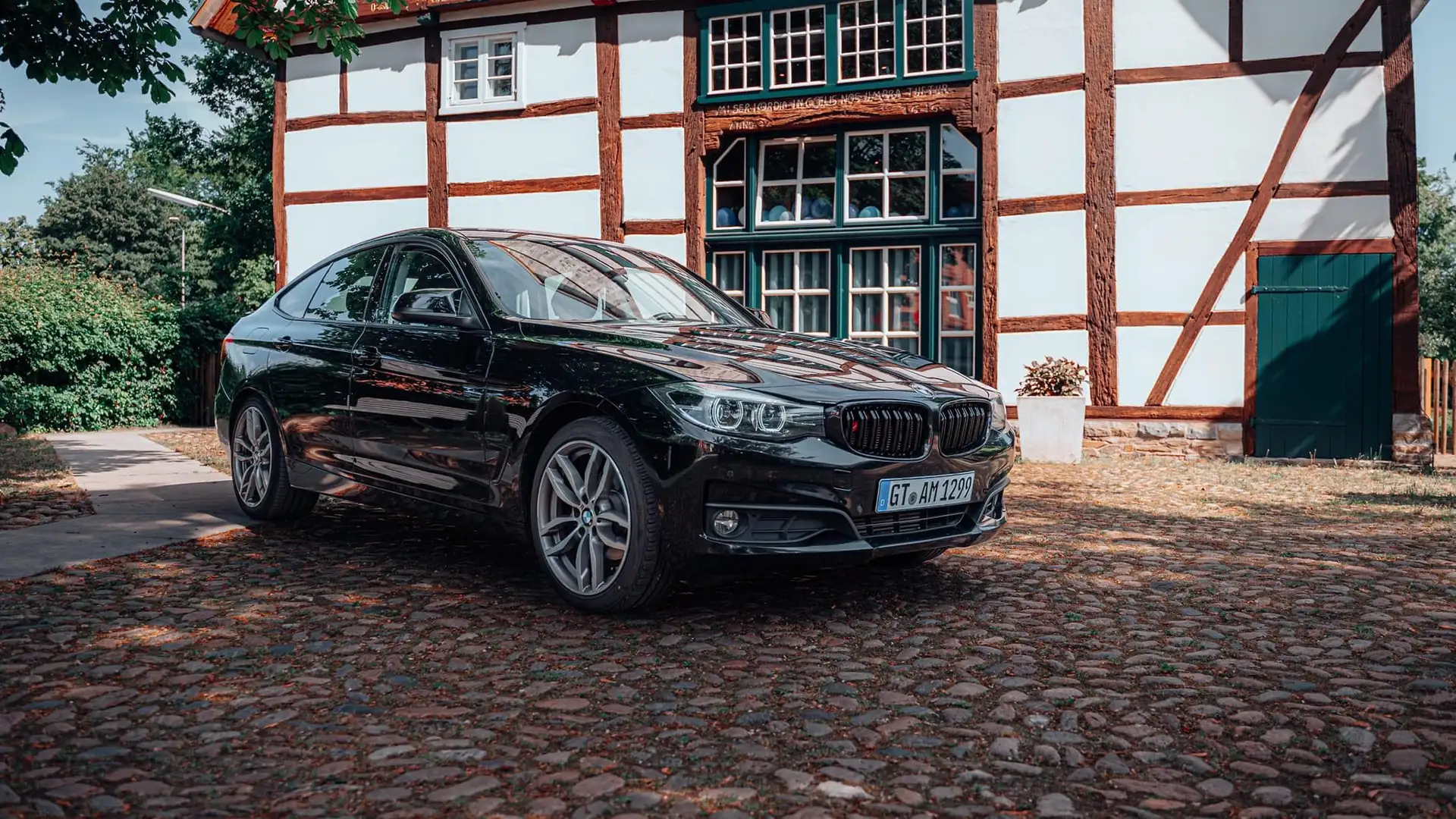 BMW 320 320d GT Aut. - 1