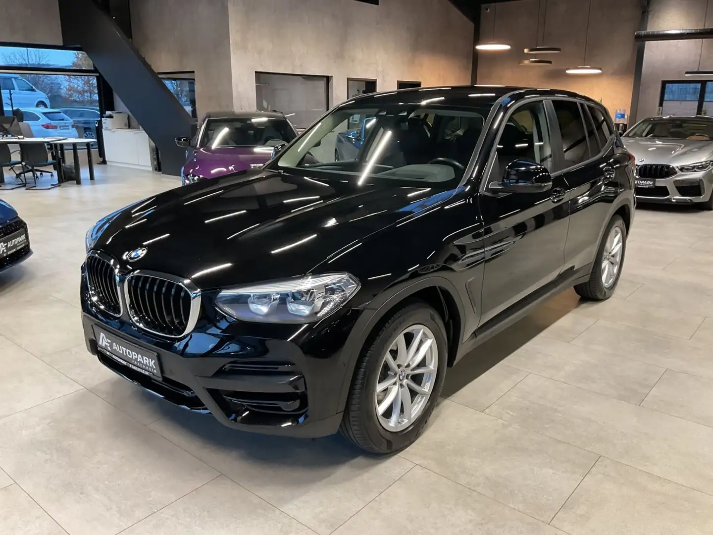 BMW X3 xDr. 20d HuD H&K Leder LiveC. Standh 360° Noir - 1