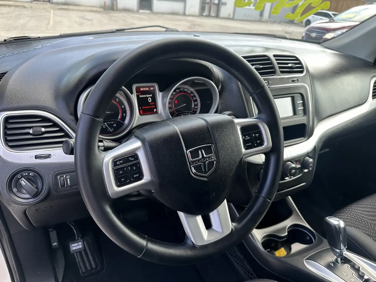 Dodge Journey снимка Dodge Journey
