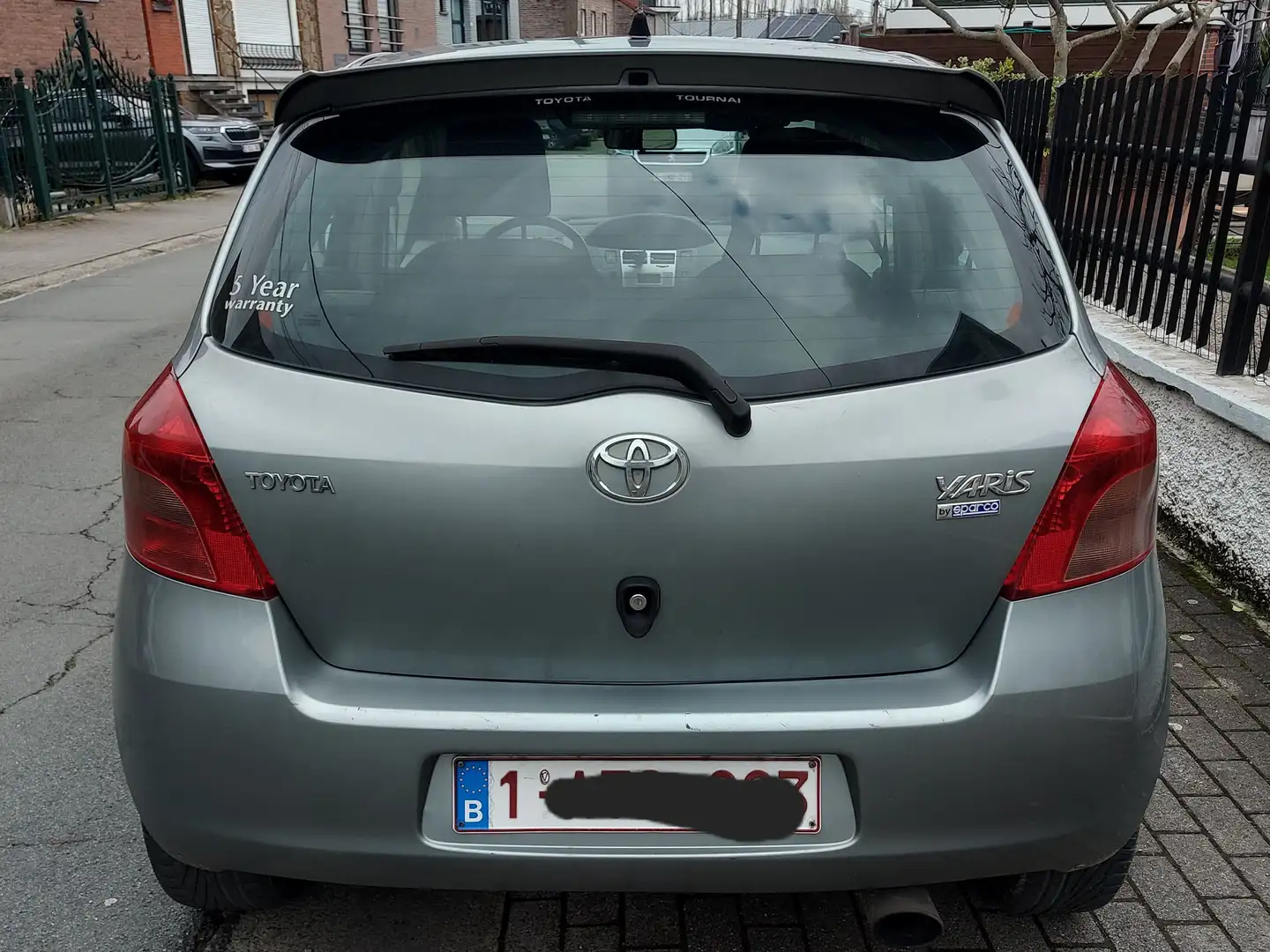 Toyota Yaris 1.4 Turbo D-4D Follow Me Argent - 2