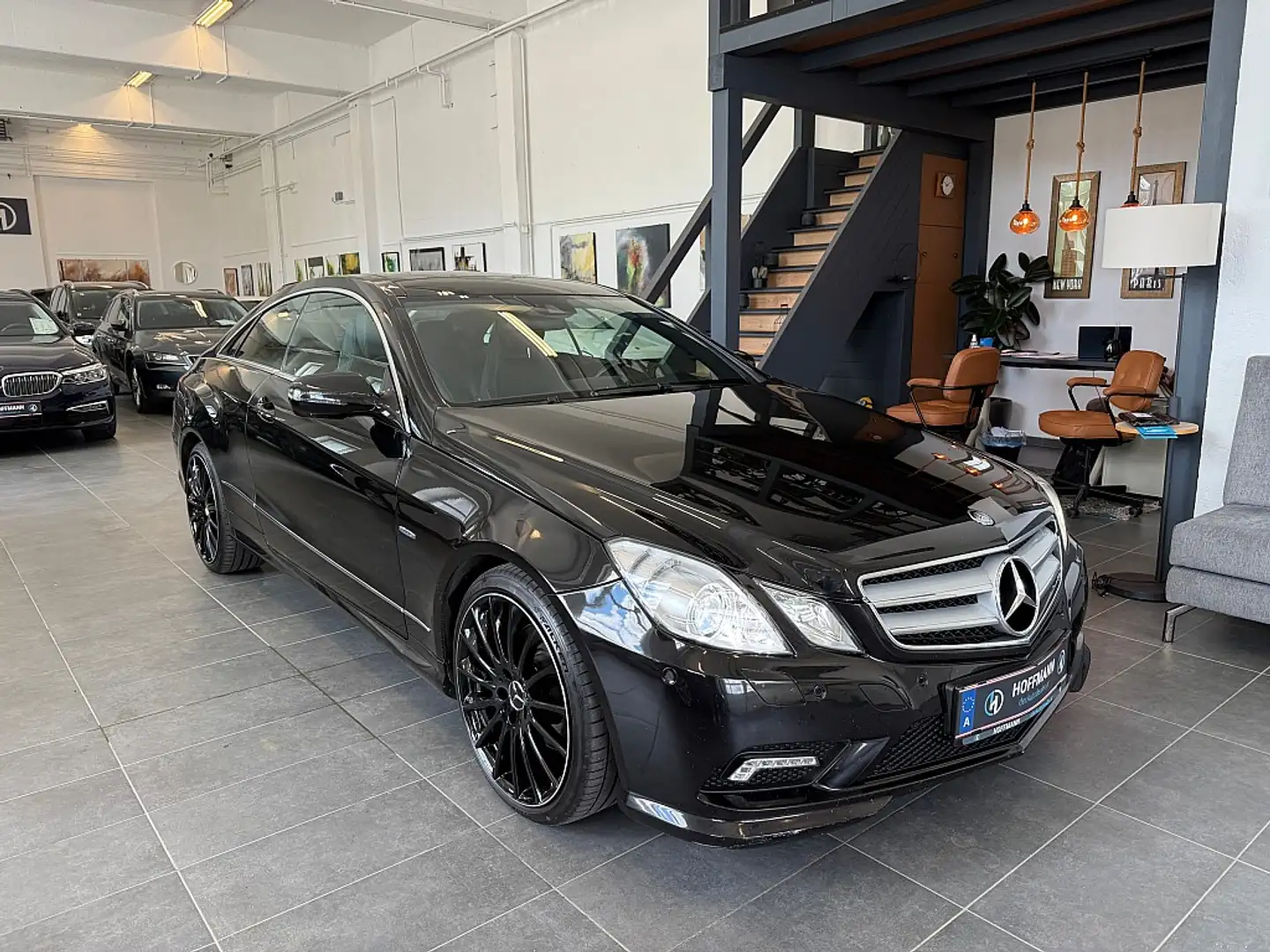 Mercedes-Benz E 350 CDI Coupe Aut. AMG-Paket/Harman/Glasdach Schwarz - 1