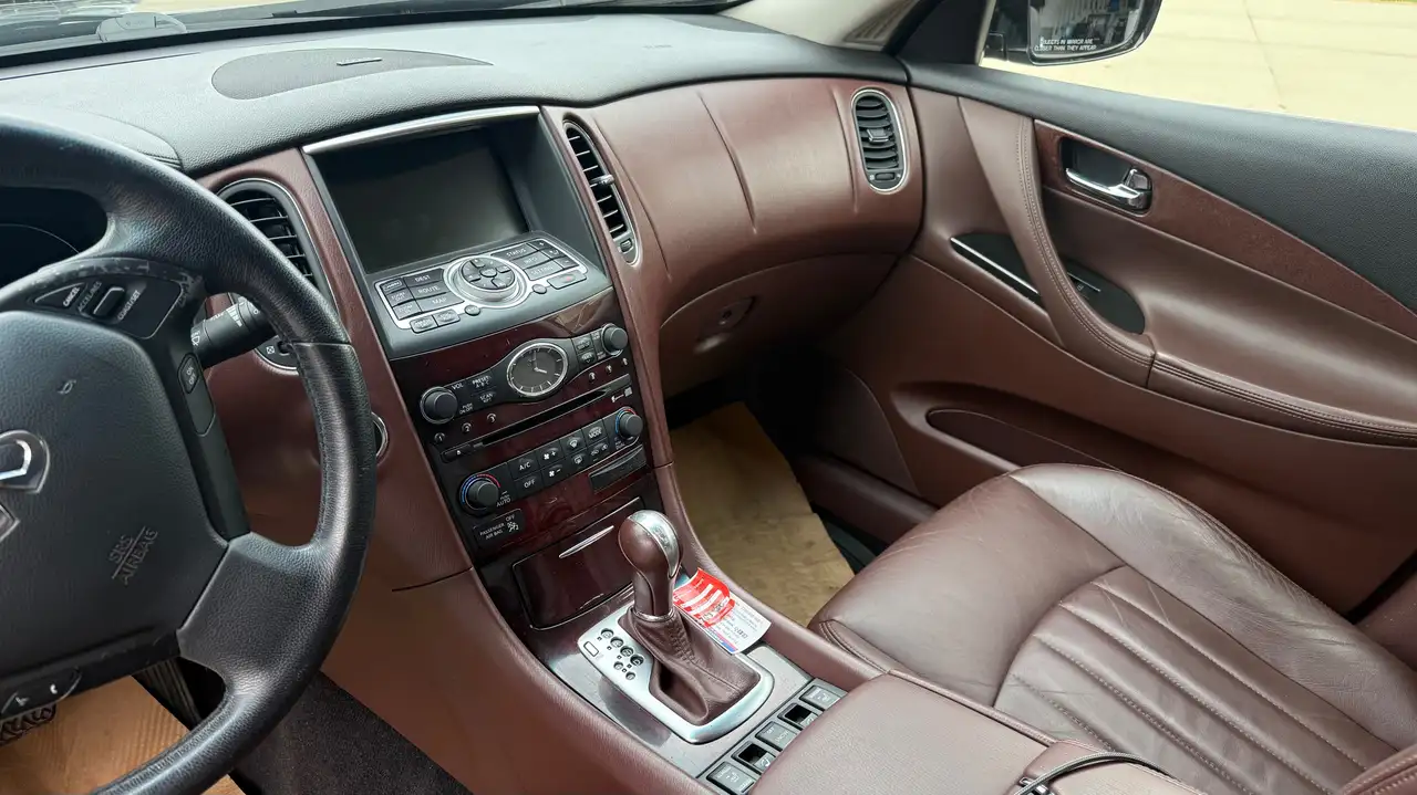 Infiniti EX снимка Infiniti EX
