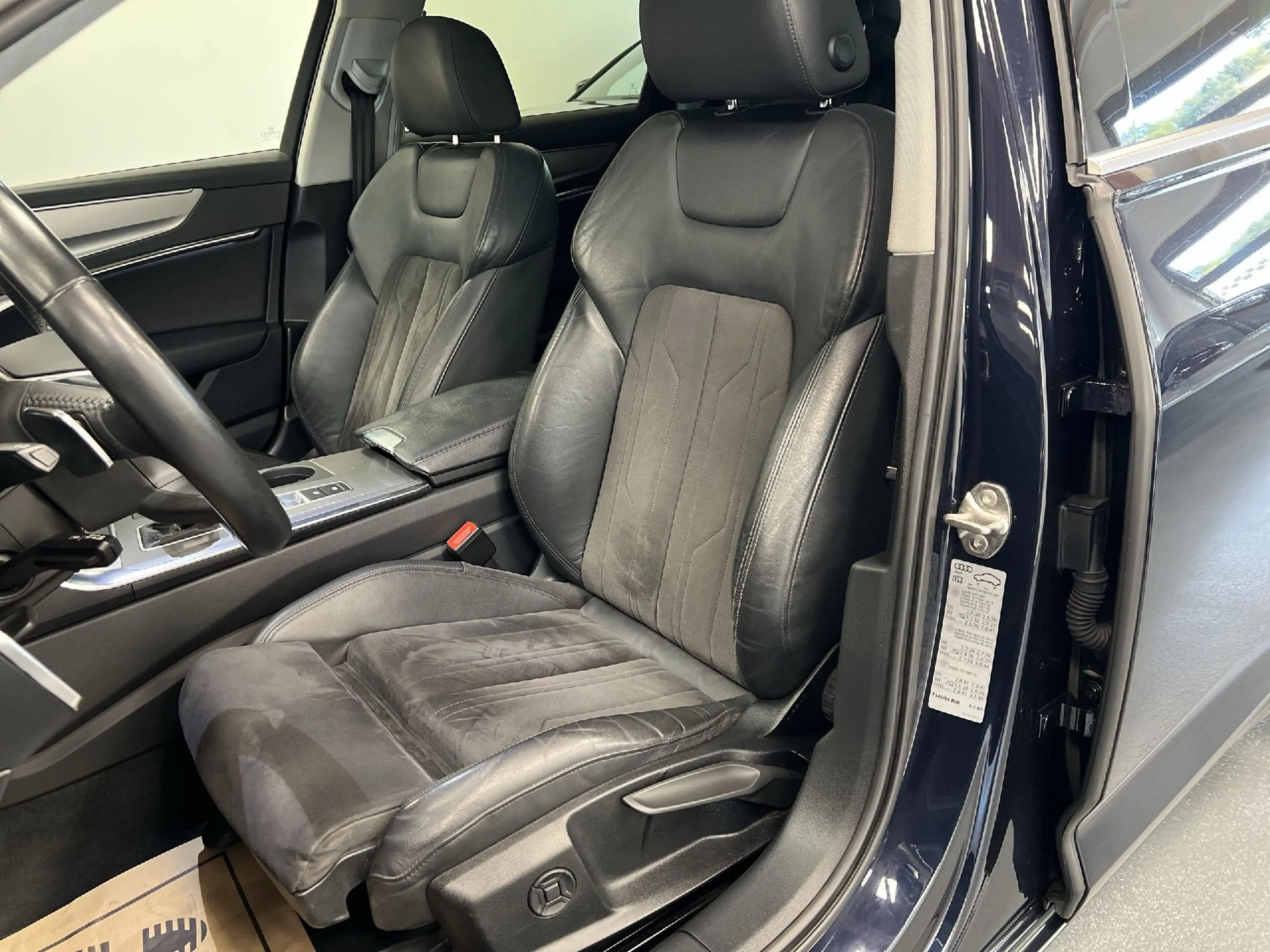 Audi A6 40 TDI SPORT Q MATRIX PANO VIRTUAL — photo 16