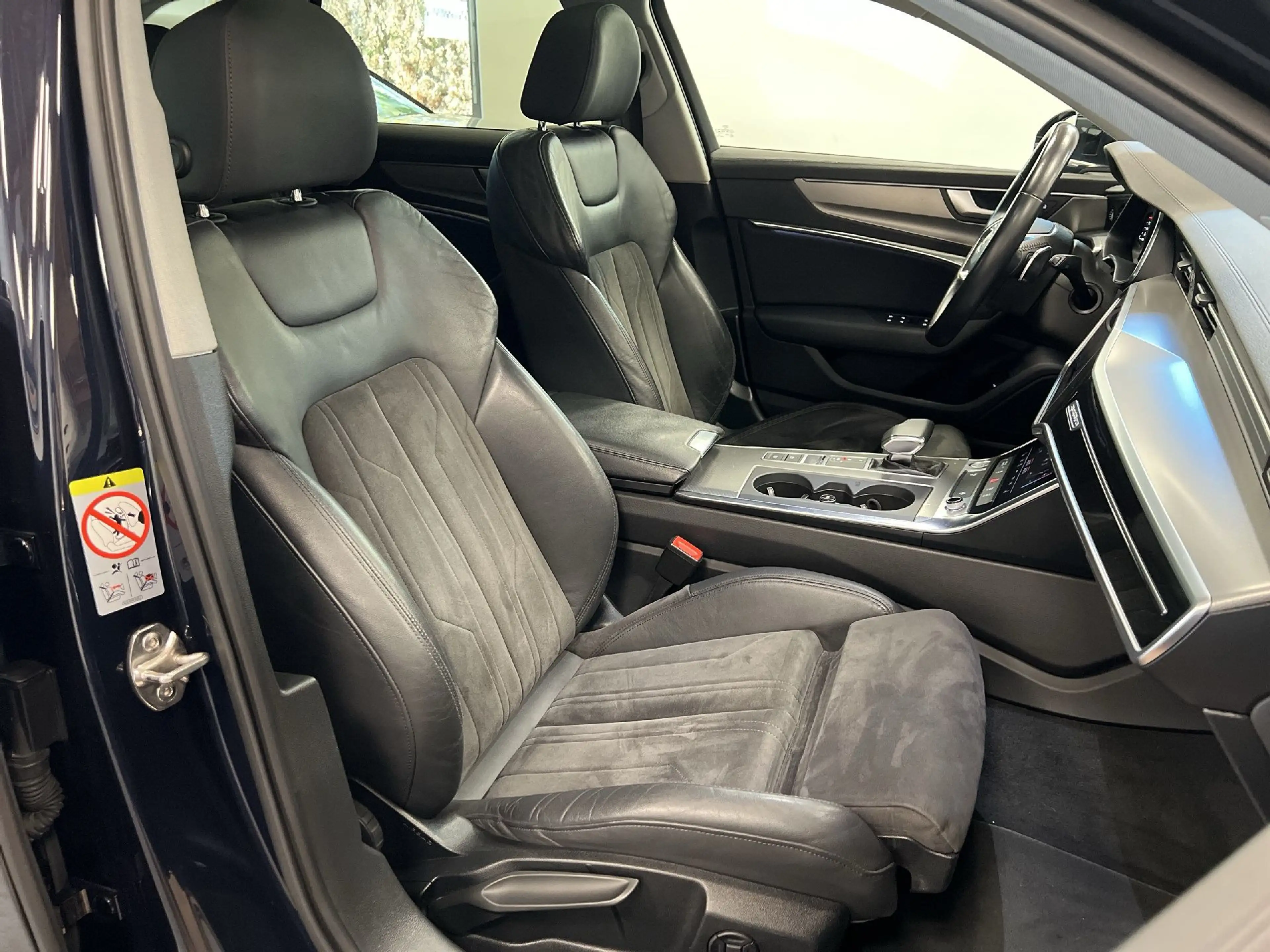 Audi A6 40 TDI SPORT Q MATRIX PANO VIRTUAL — photo 24