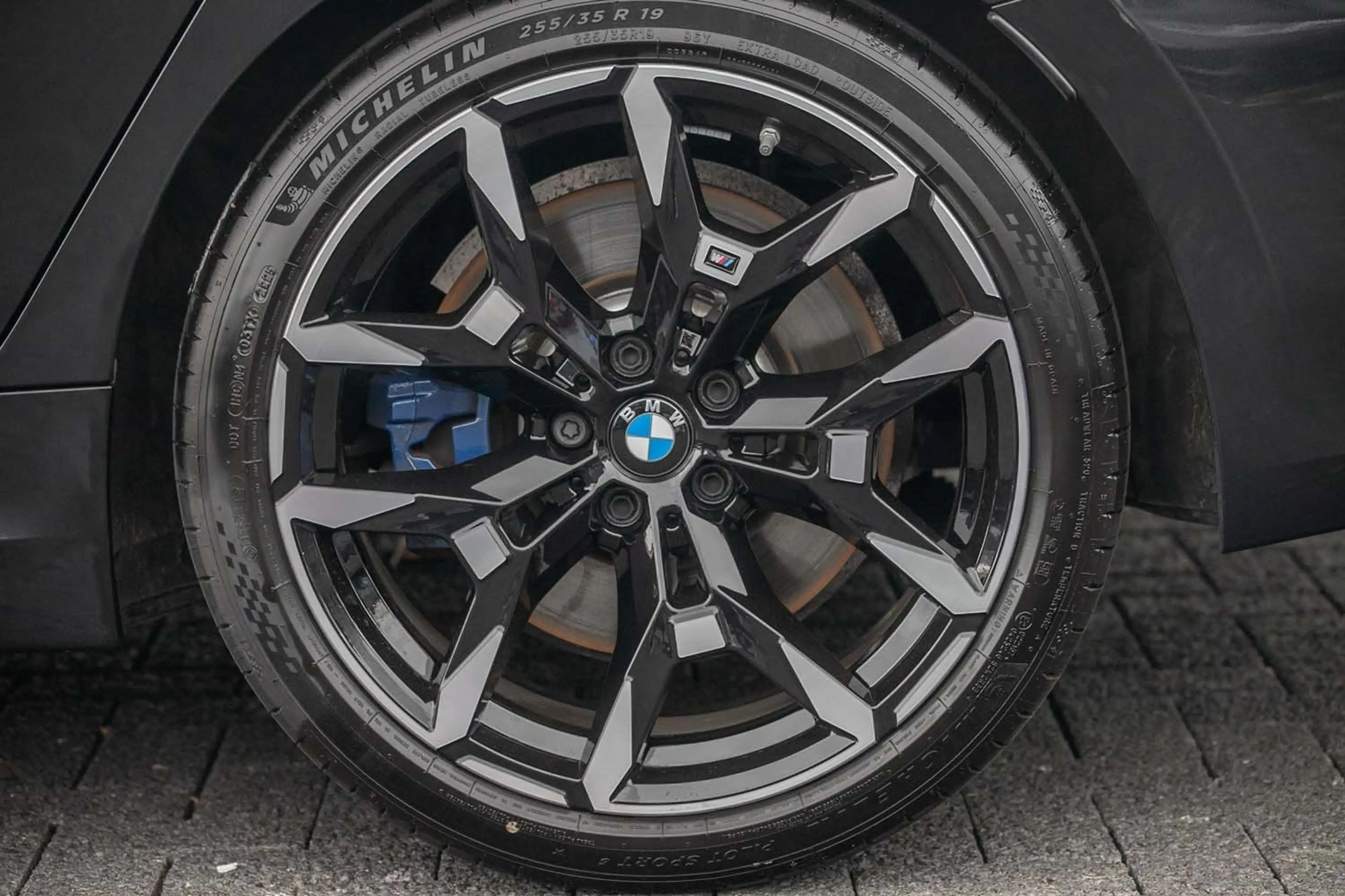 BMW 340 M340i xDrive Touring Pano HeadUp adLED HiFi RfKam — photo 6