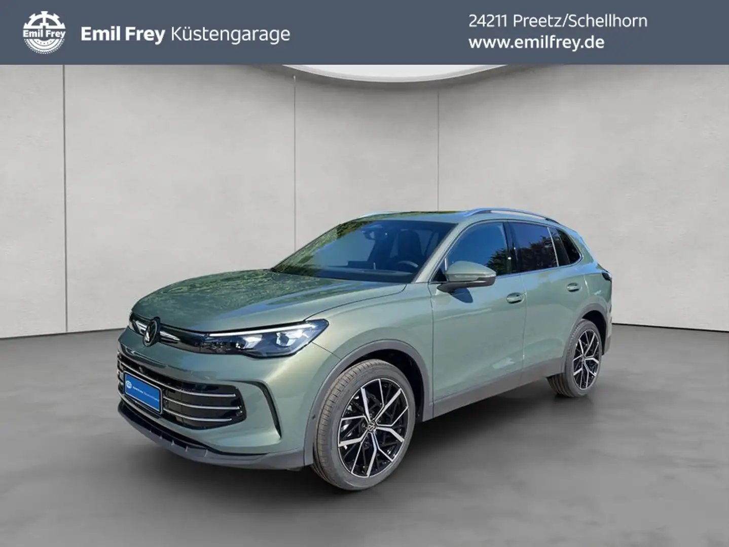 Volkswagen Tiguan 1.5 eTSI DSG Elegance AHK Panoramadach Grün - 1