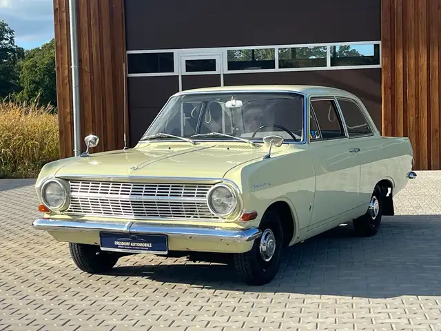 Opel Rekord A Olympia, Sitzbank, Lenkradschaltung