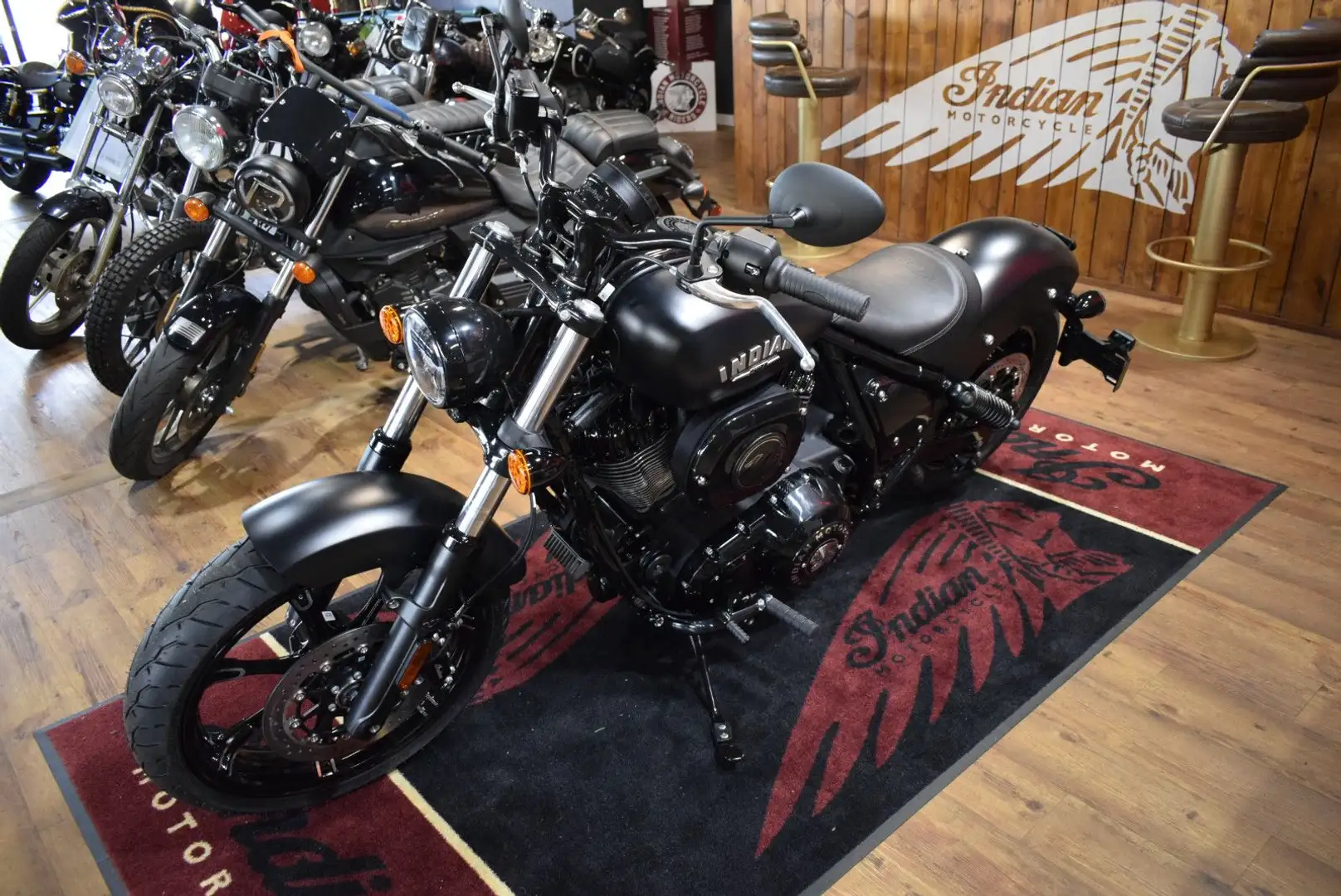 Indian Chief Dark Horse Black Smoke 4,49% Finanz. Noir - 1