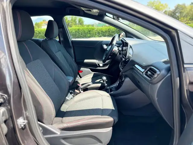 Ford Puma view 12