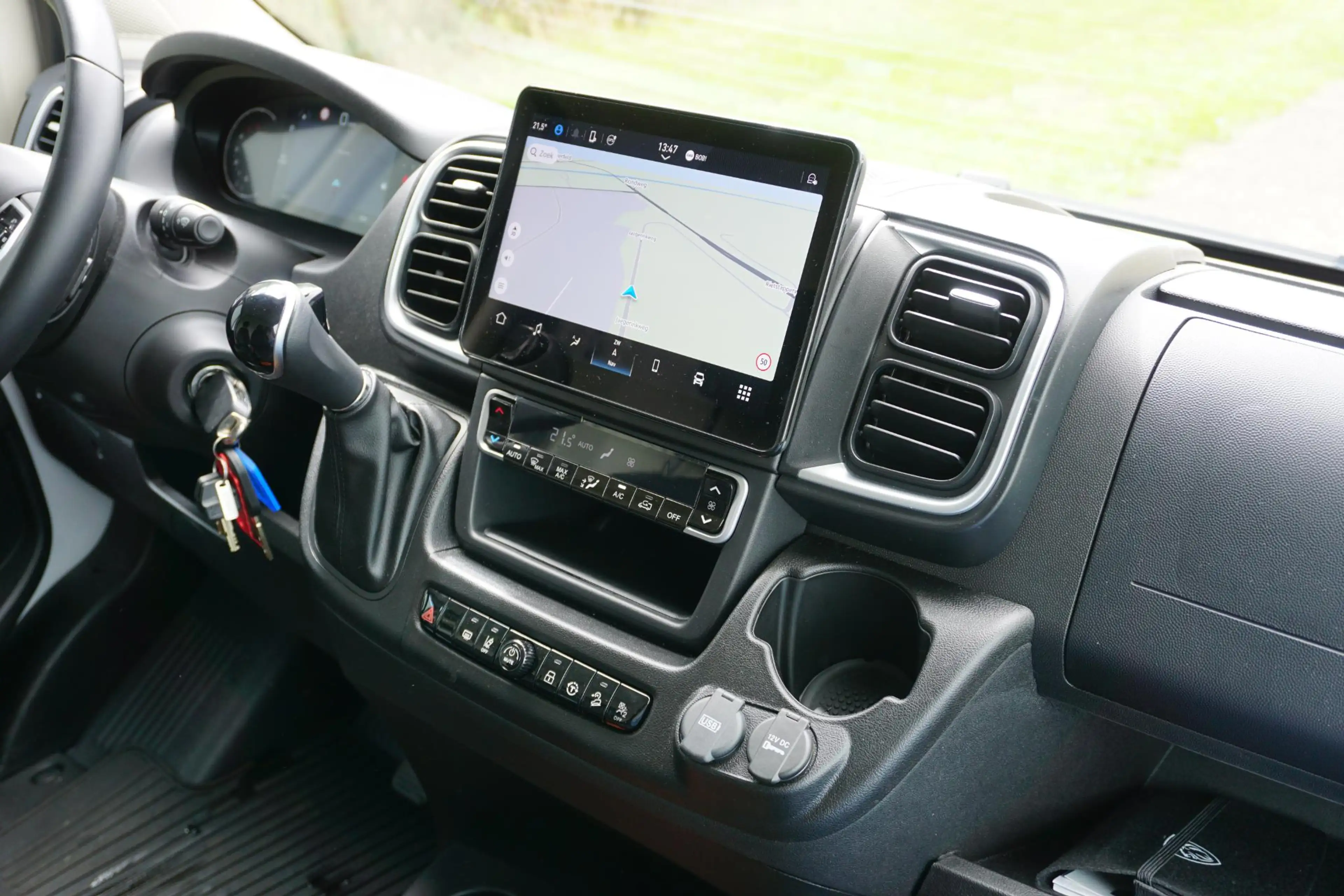 Peugeot Boxer 2.2 BlueHDi 140 L3H2 3.5t in Nieuwstaat |Mooie cam — photo 10