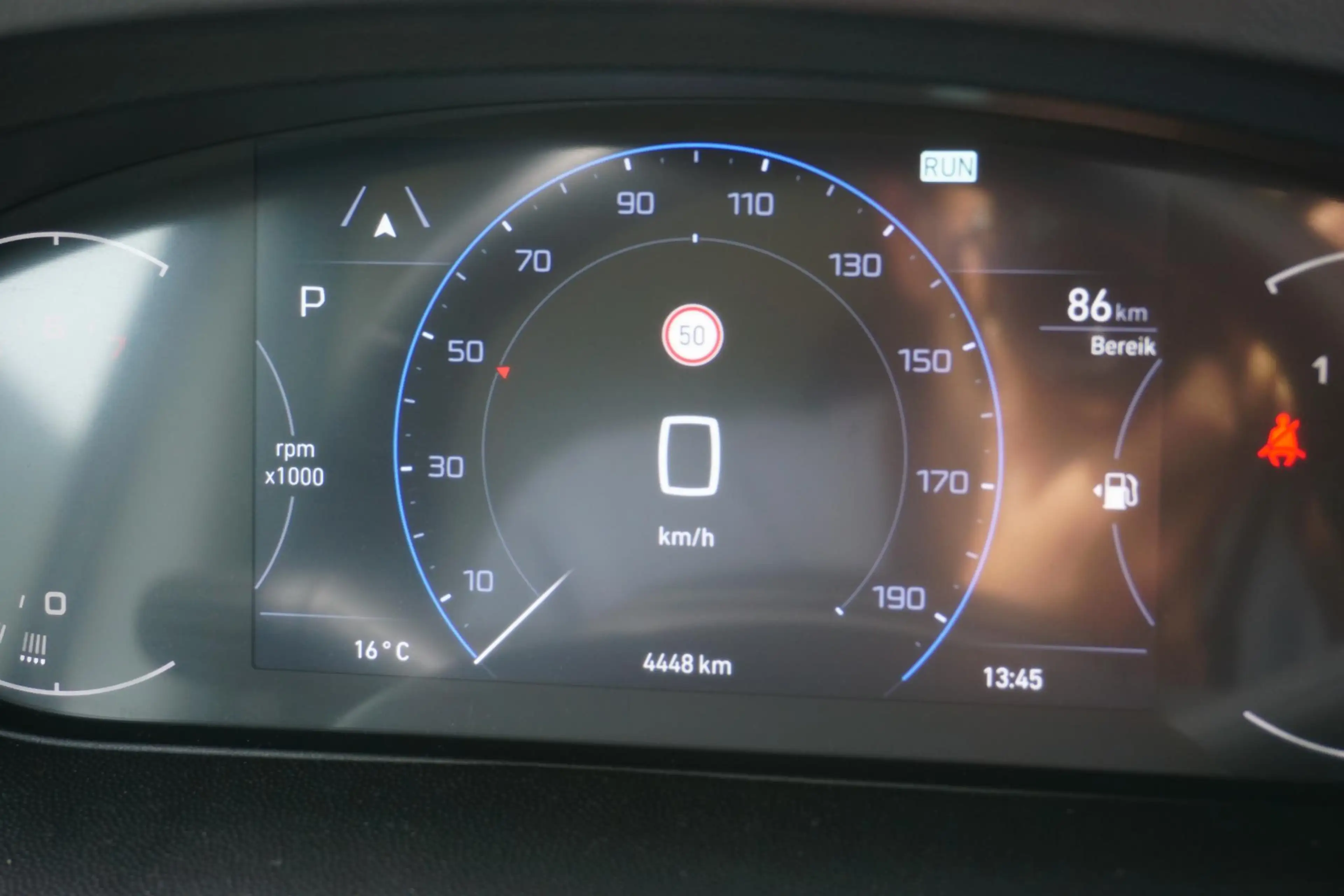Peugeot Boxer 2.2 BlueHDi 140 L3H2 3.5t in Nieuwstaat |Mooie cam — photo 15