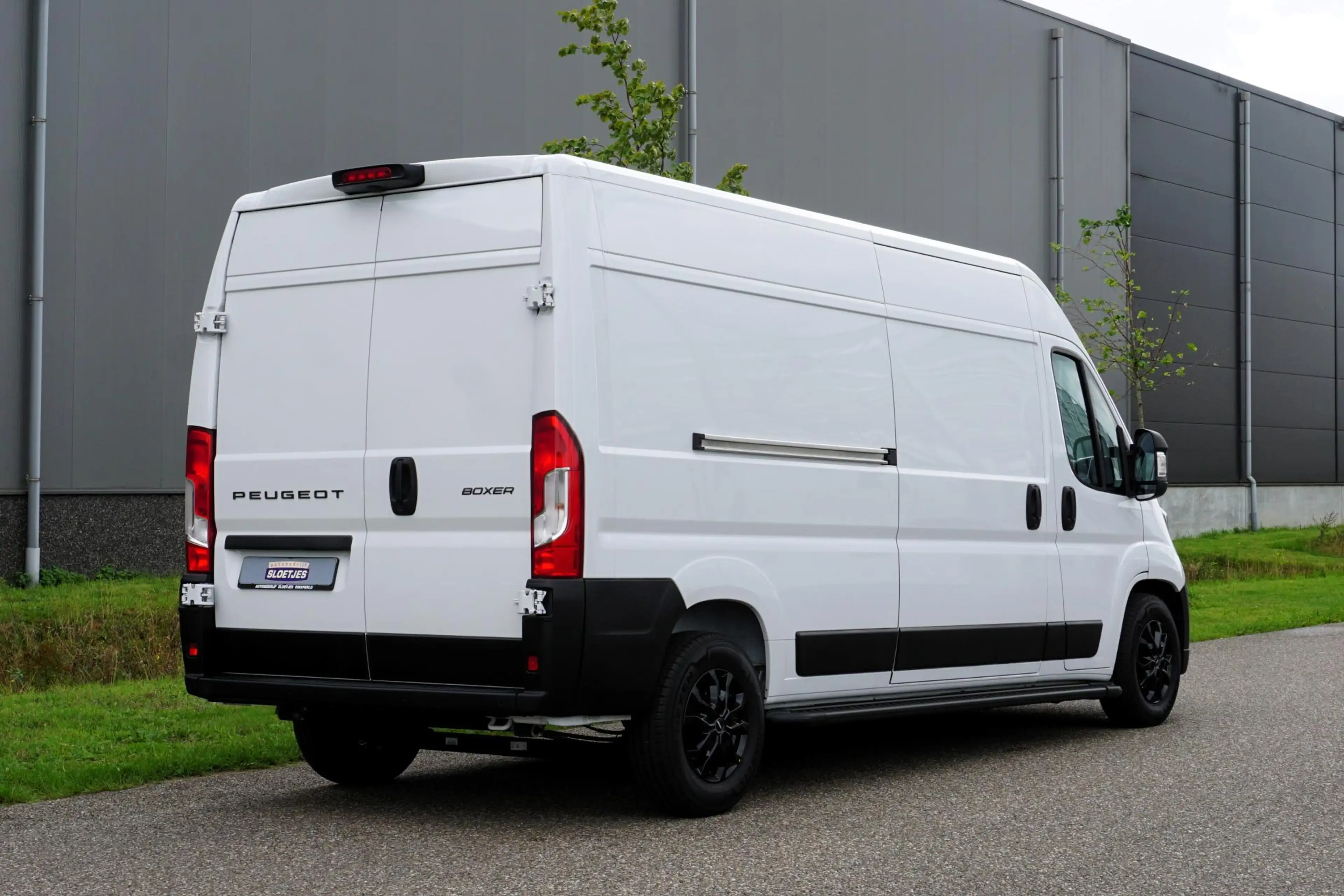 Peugeot Boxer 2.2 BlueHDi 140 L3H2 3.5t in Nieuwstaat |Mooie cam — photo 4