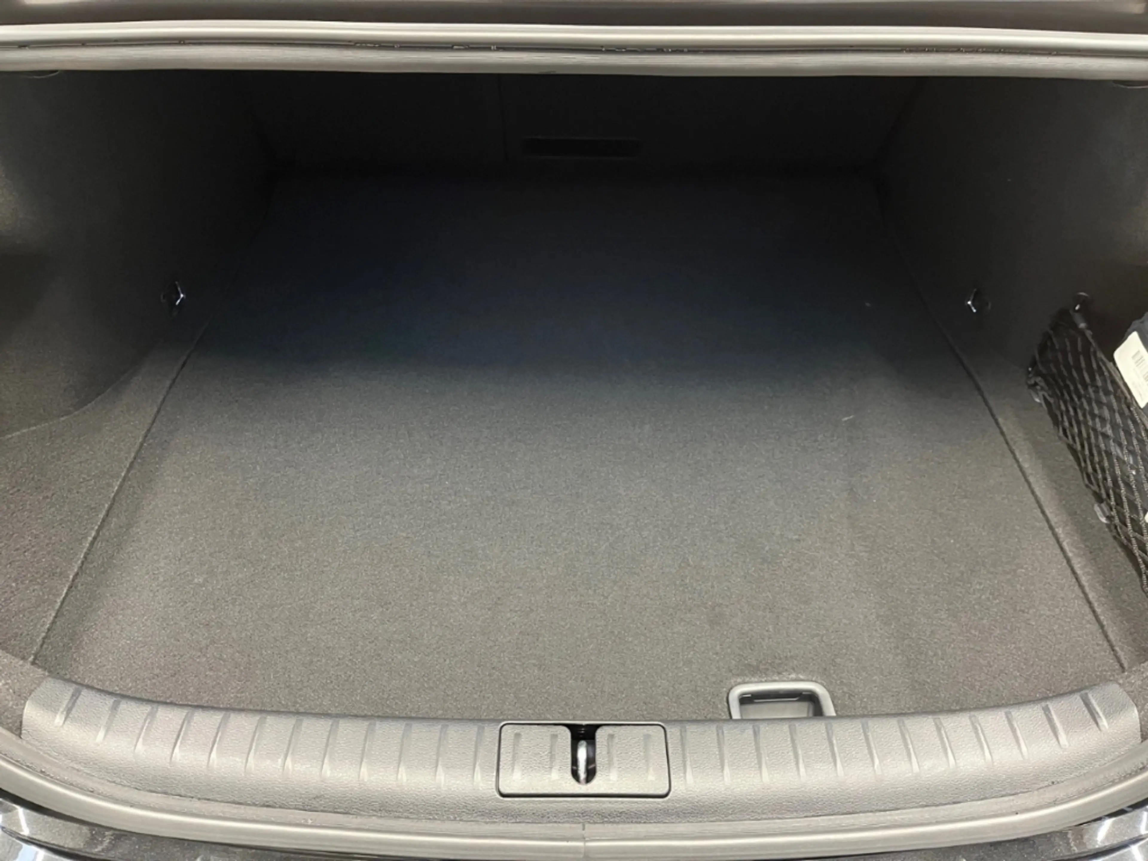 Genesis G70 Sport 4WD AD Leder LED Sperrdiff. ACC El. Heckklap — photo 15