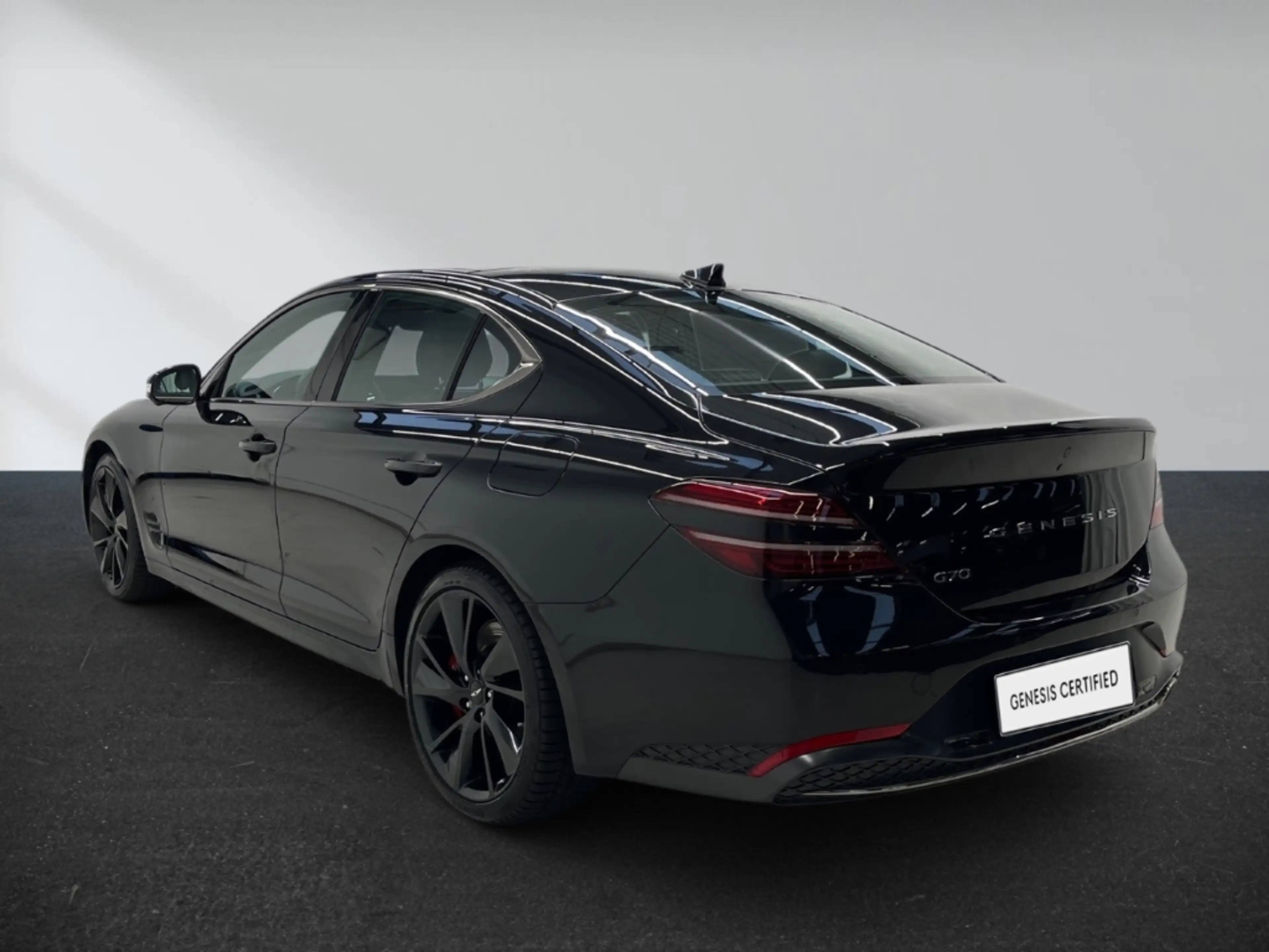 Genesis G70 Sport 4WD AD Leder LED Sperrdiff. ACC El. Heckklap — photo 8
