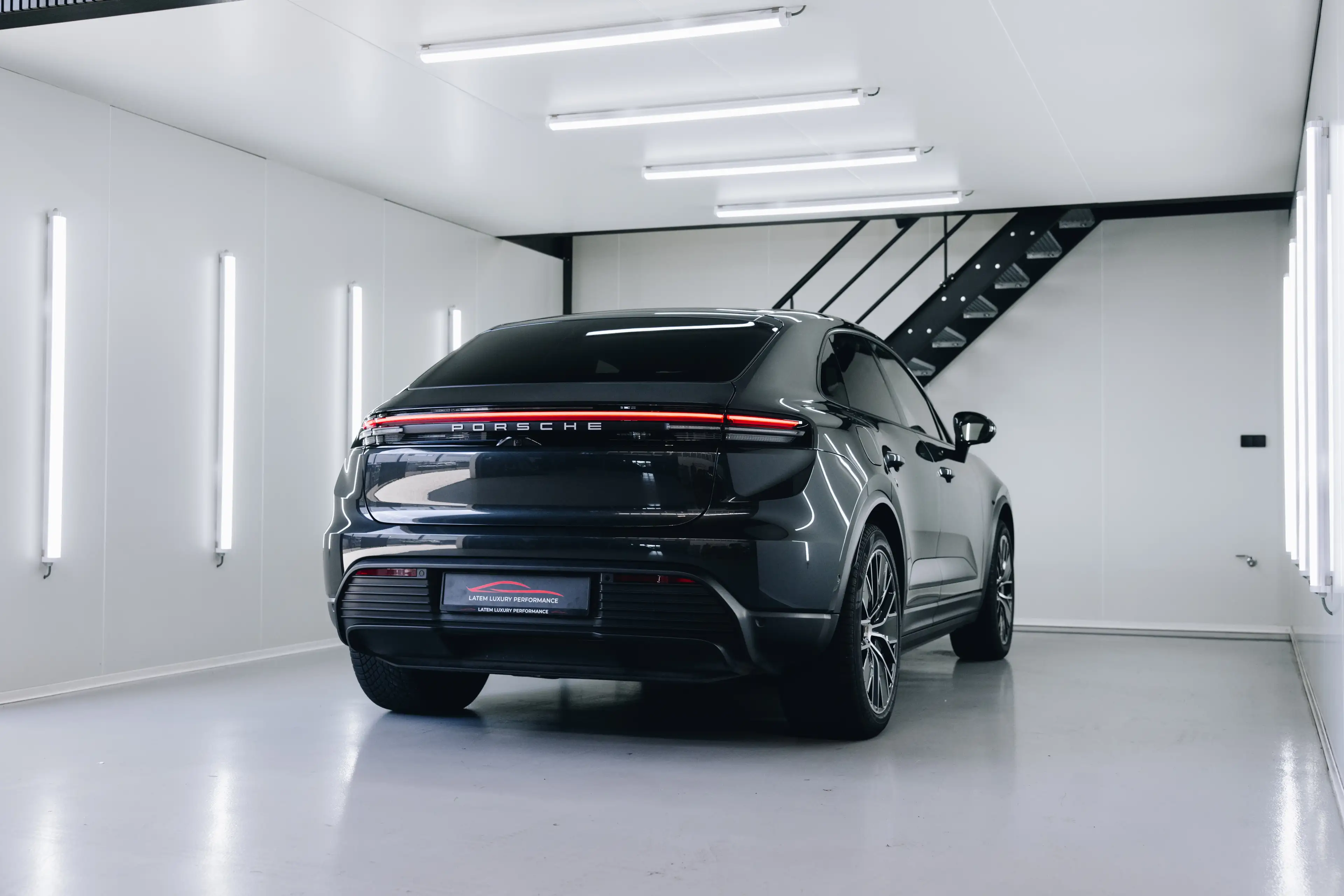 Porsche Macan 4 Electric Pano BOSE Sport Sound Zetelventilatie — photo 5