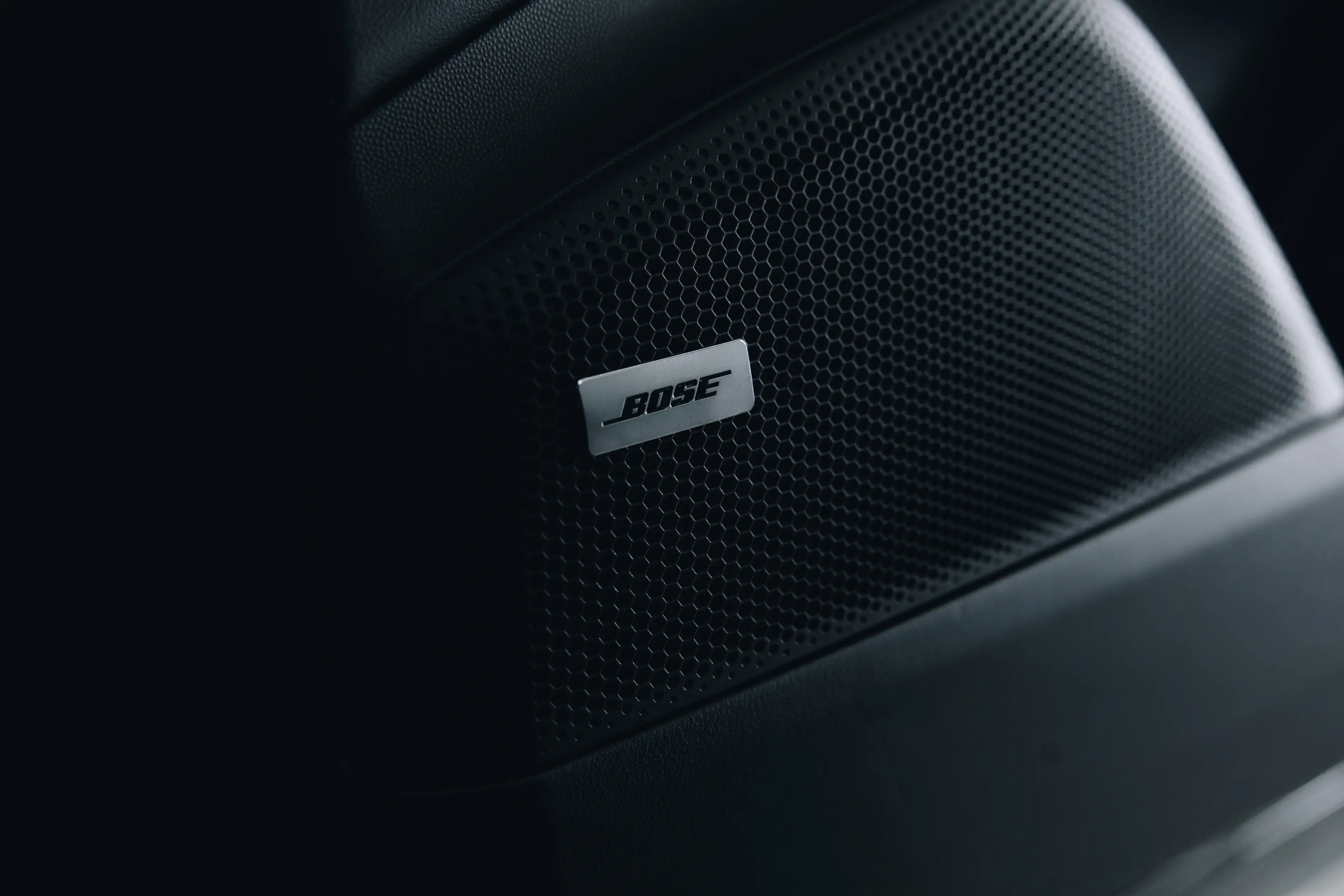 Porsche Macan 4 Electric Pano BOSE Sport Sound Zetelventilatie — photo 9