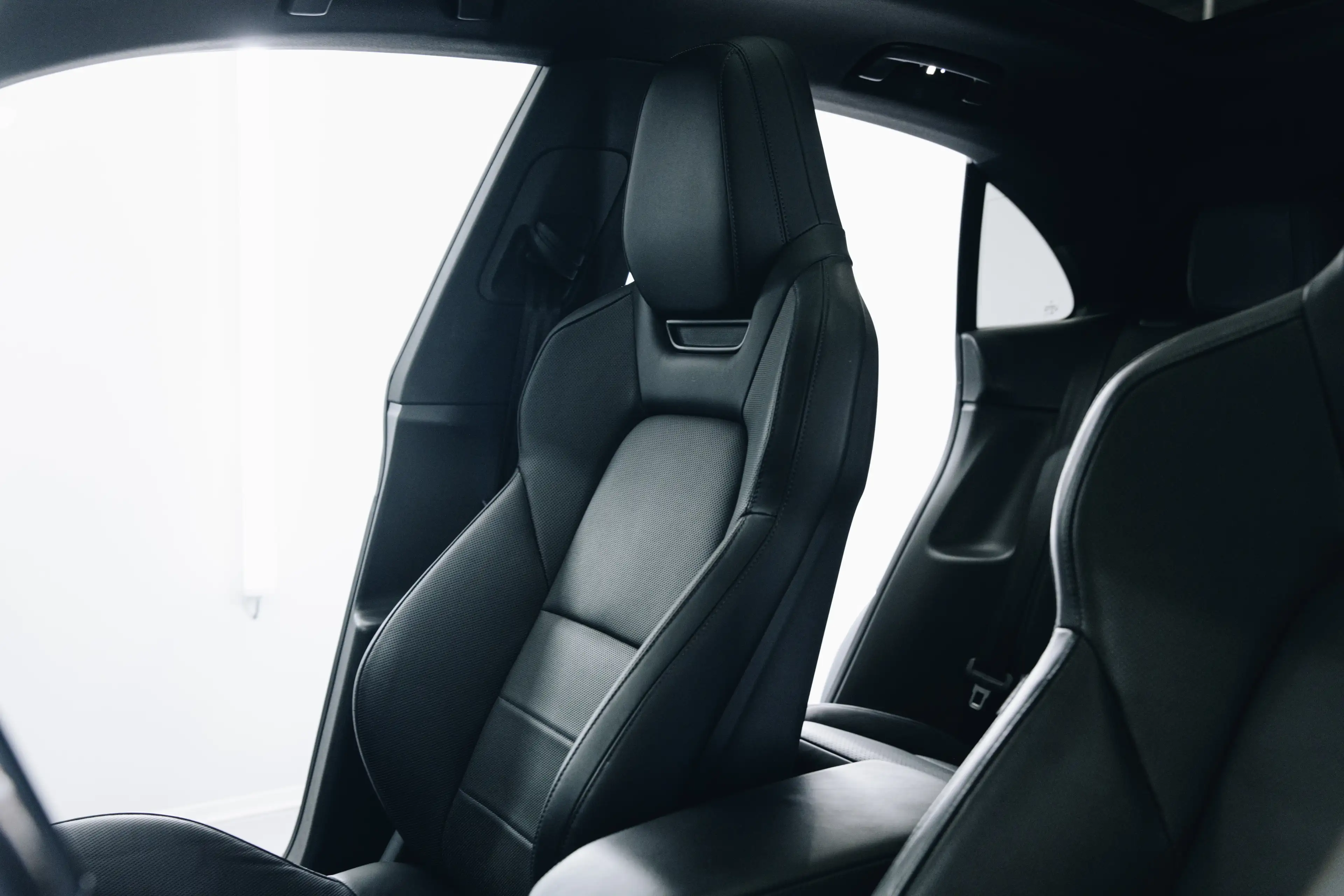 Porsche Macan 4 Electric Pano BOSE Sport Sound Zetelventilatie — photo 13