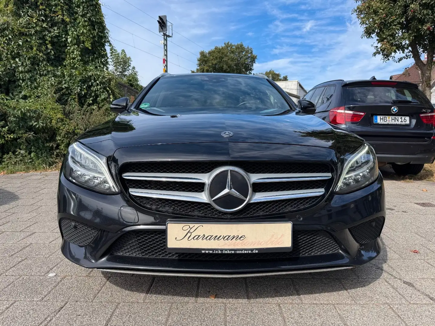 Mercedes-Benz C 300 C -Klasse T-Modell*PANO*TOTWINKEL* Schwarz - 2