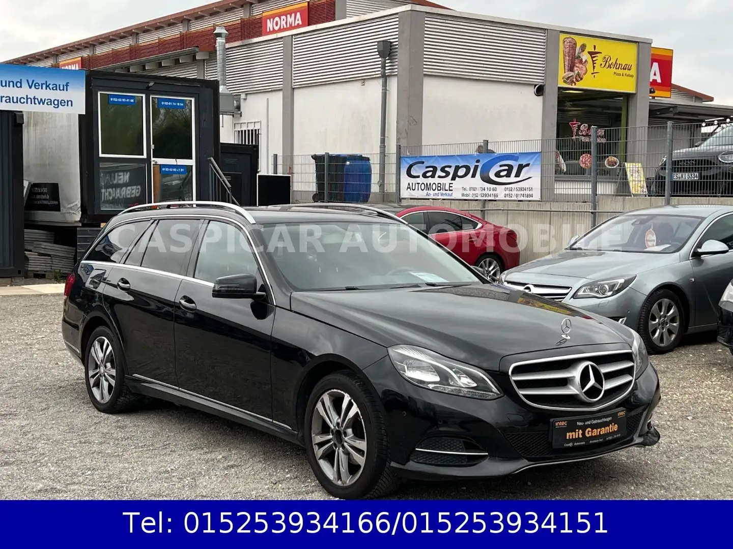 Mercedes-Benz E 220 CDI BlueEfficiency AVANTGARDE,NAVI,SHZ,PDC,XENON Schwarz - 1