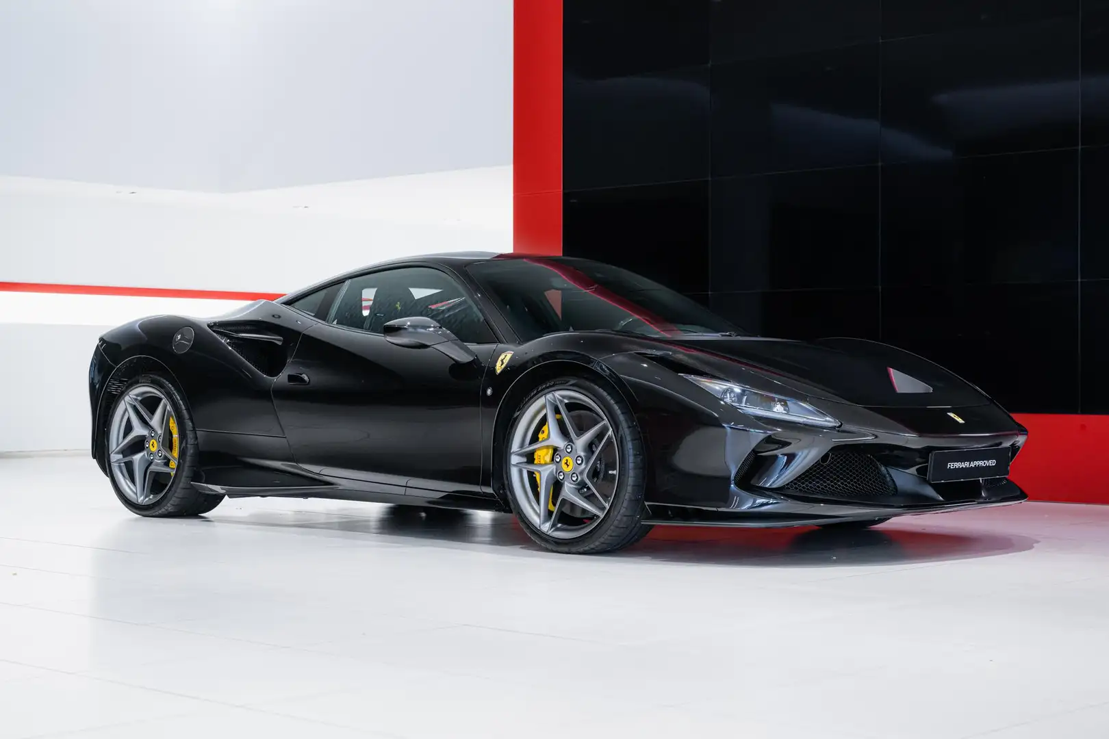 Ferrari F8 Tributo - Kroymans Ferrari Zwart - 2