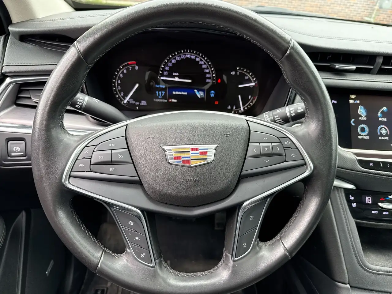 Cadillac XT5 снимка Cadillac XT5