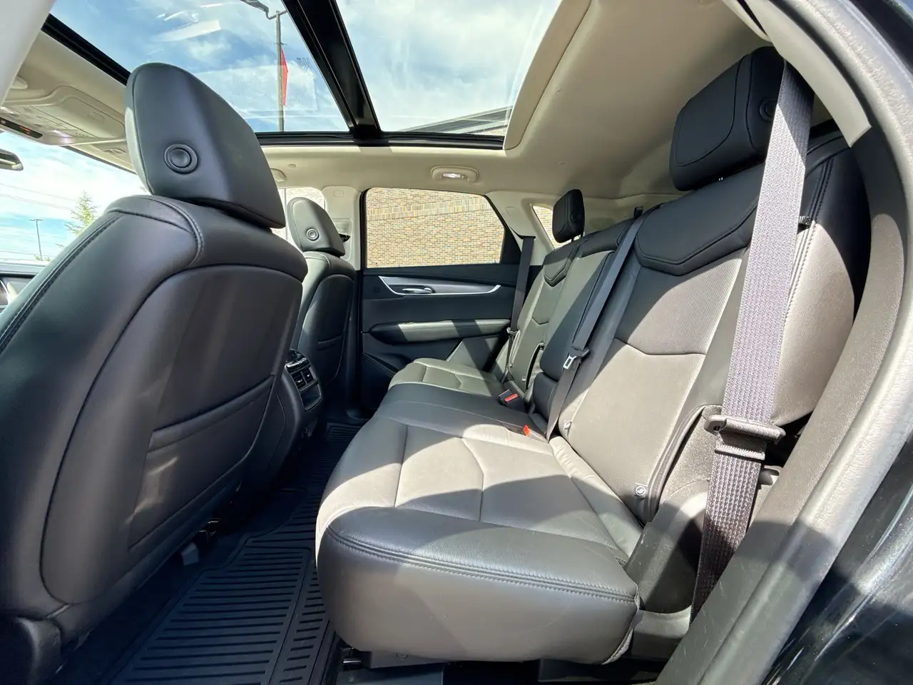 Cadillac XT5 снимка Cadillac XT5