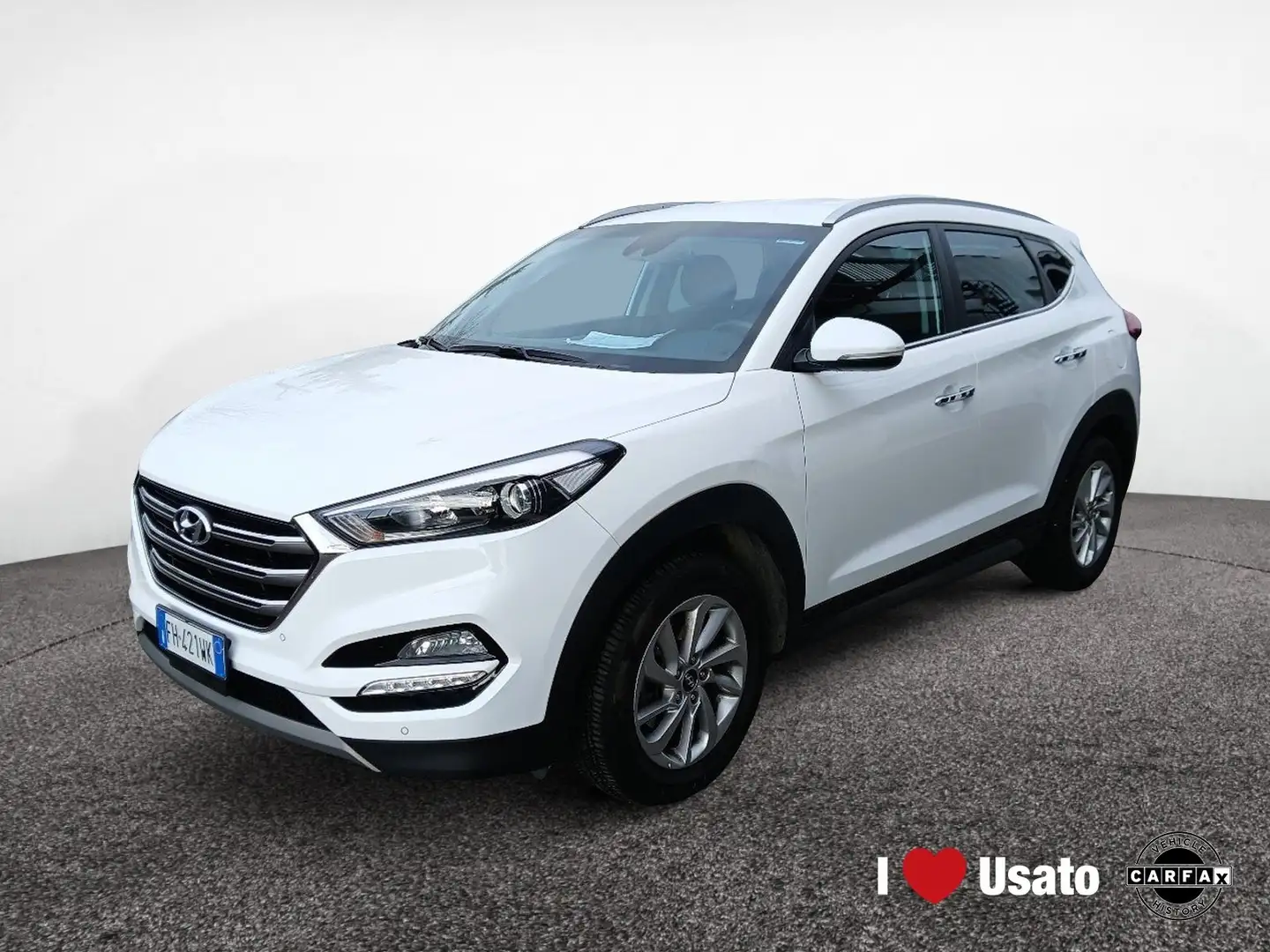 Hyundai TUCSON II 2015 1.7 crdi Xpossible 2wd 115cv Blanc - 1