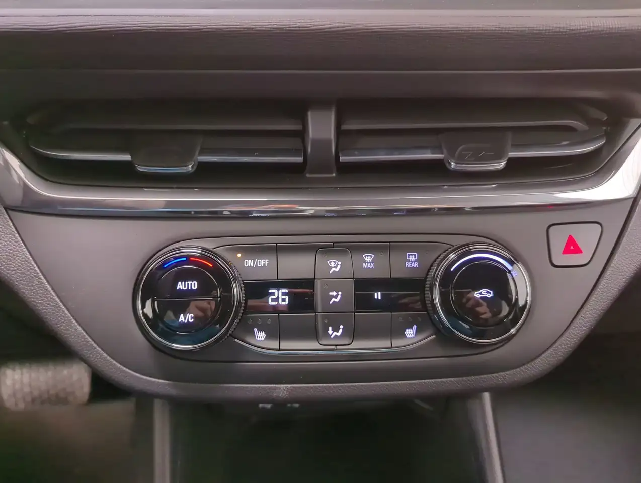Buick Envista снимка Buick Envista