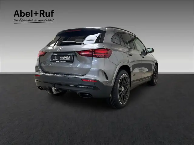 Mercedes-Benz Gla Class view 5