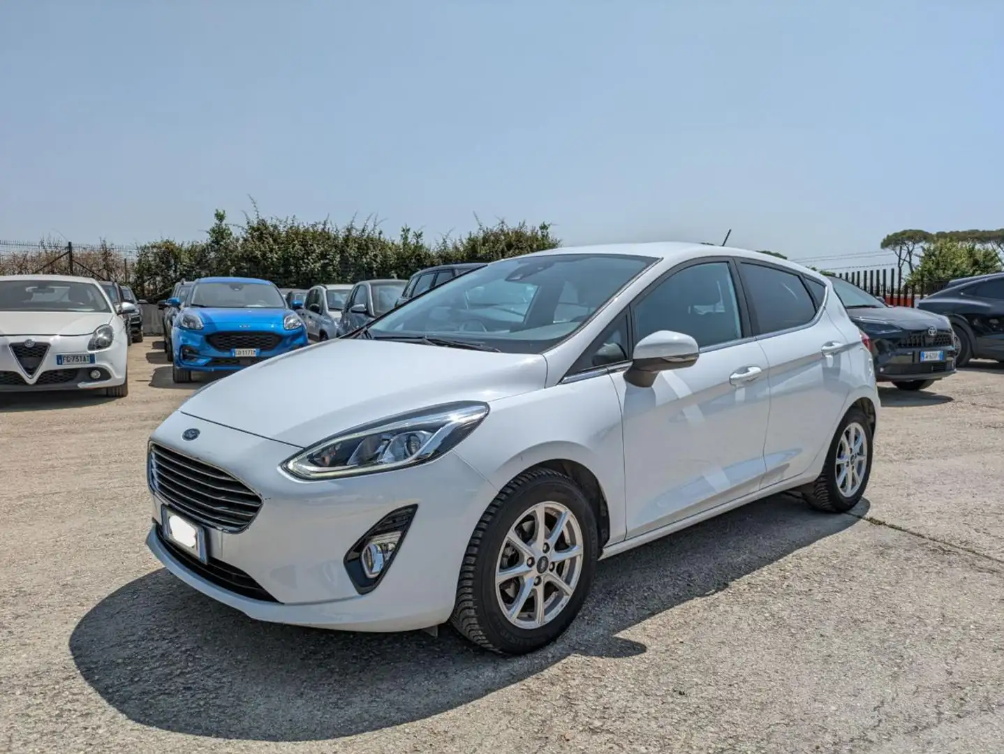 Ford Fiesta HYBRID TITANIUM 1.0cc 125cv LANE ASSIST Fehér - 2