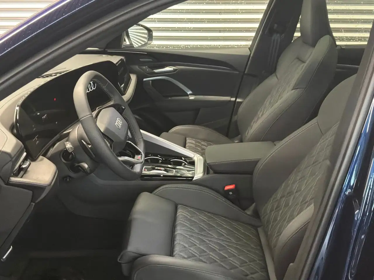Audi SQ5 снимка Audi SQ5