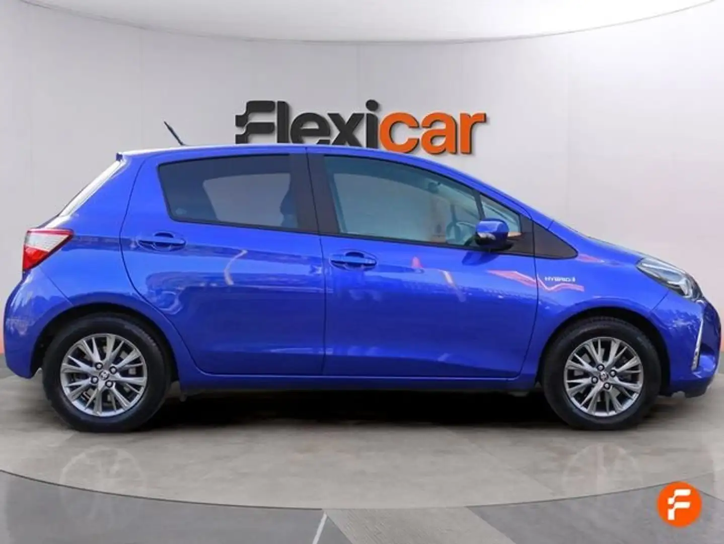 Toyota Yaris Hybrid 1.5 Active Azul - 2