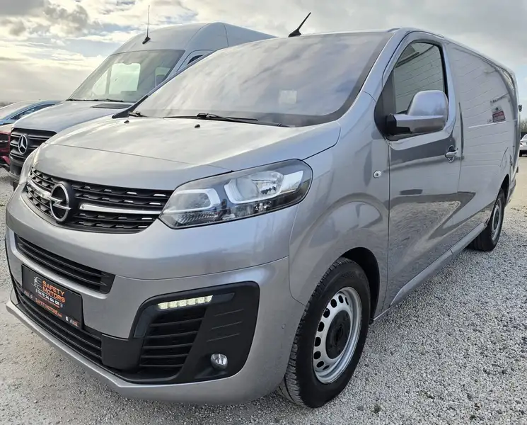 Opel Vivaro Vivaro 2.0 TD L3H1 Utilitaire 3 places . Edition S/S(EU6.2) garantie 12 mois