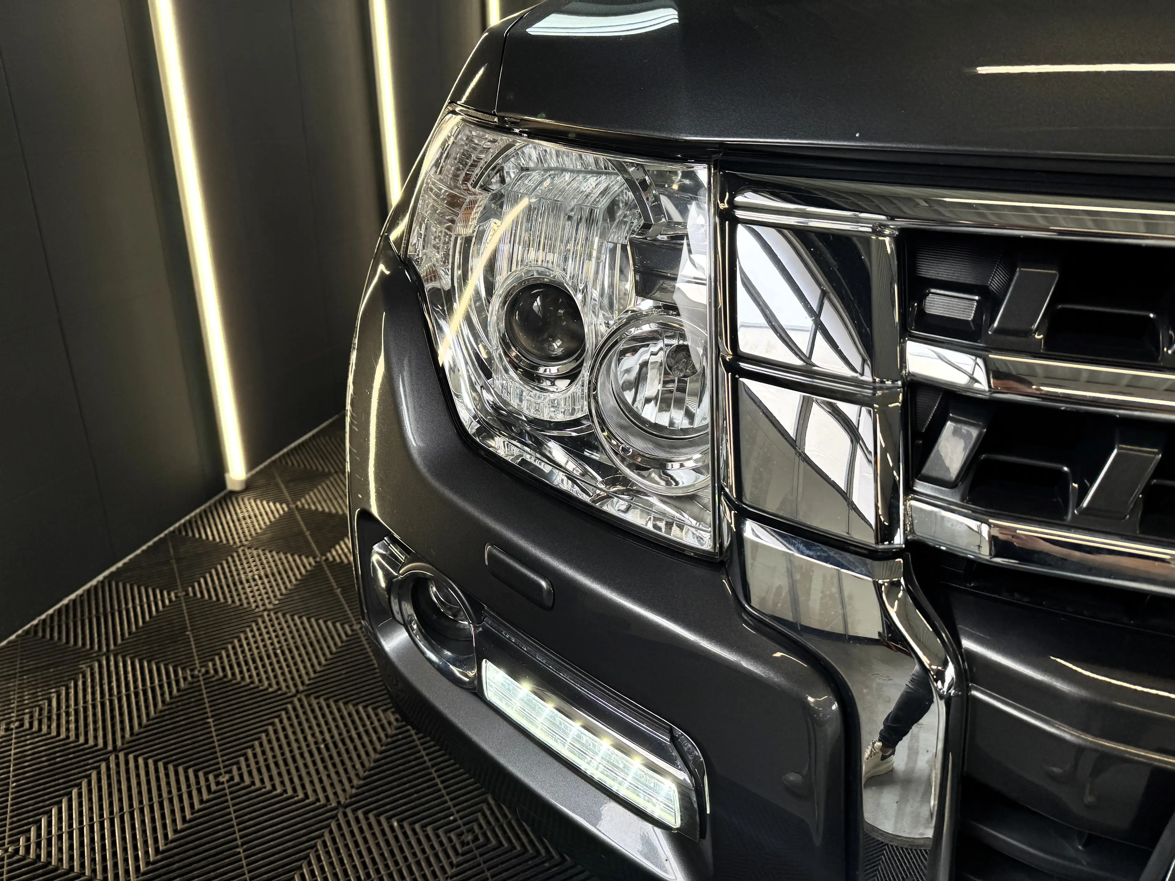 Mitsubishi Pajero 3.2 DI-D Edition 100 Aut. 1.Besitz/Kamera/7-Sitzer — photo 4