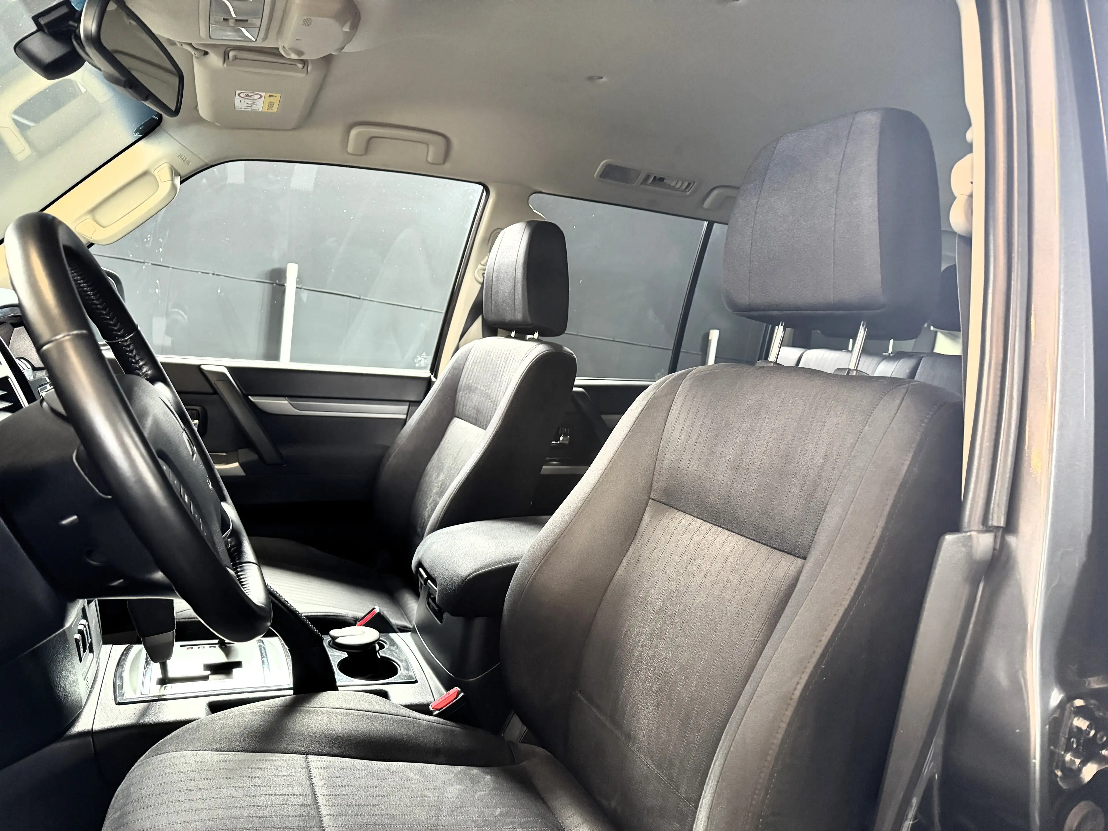 Mitsubishi Pajero 3.2 DI-D Edition 100 Aut. 1.Besitz/Kamera/7-Sitzer — photo 13