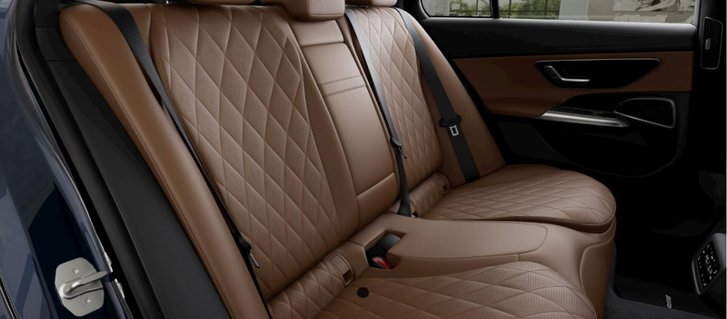 Mercedes-Benz E 300 e Sport Edition — photo 7