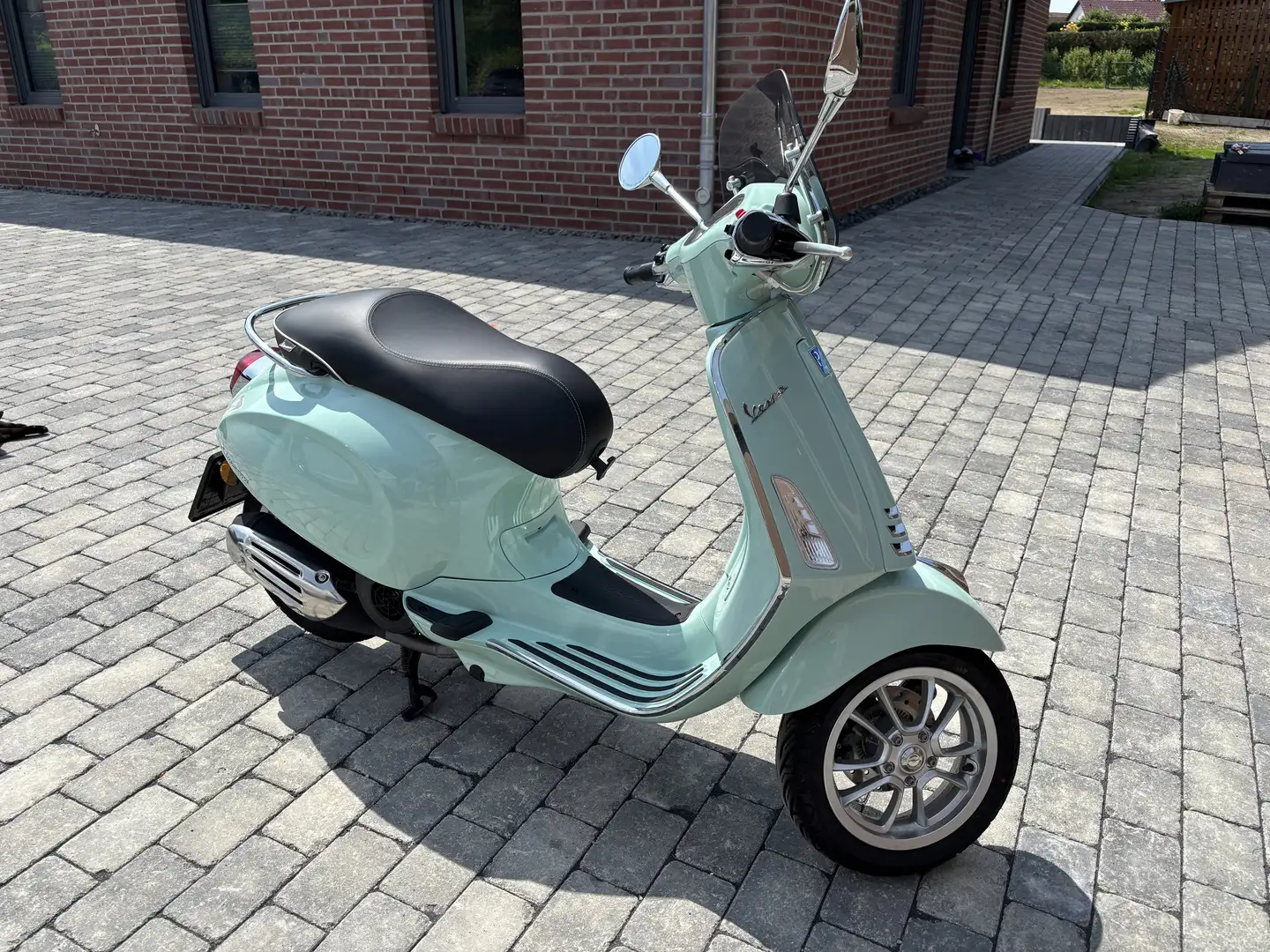 Vespa Primavera 125 - 1