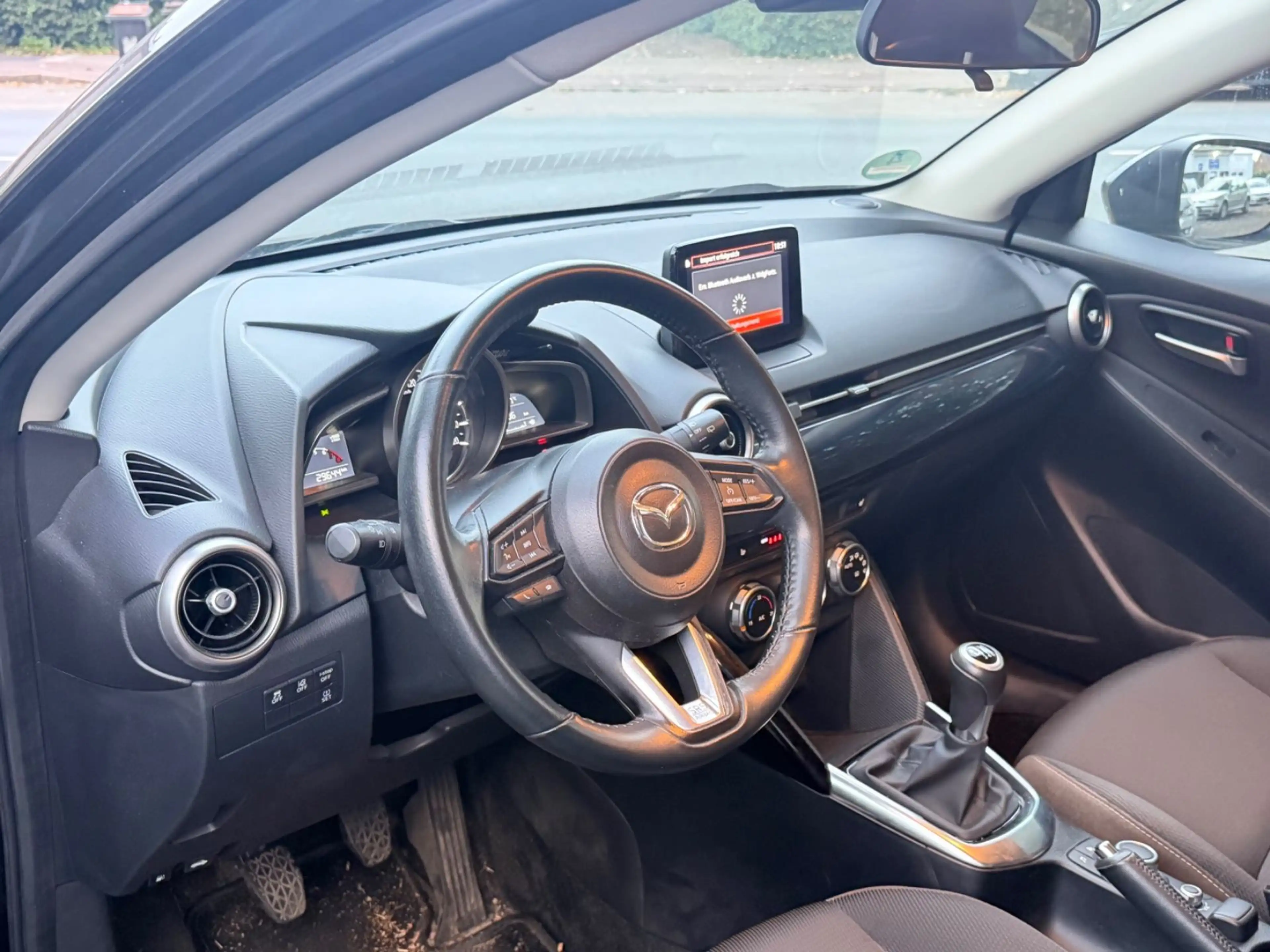 Mazda 2 Lim. Kizoku*XENON*KAMERA*SHZ*ALU*MULTIFUN* — photo 7