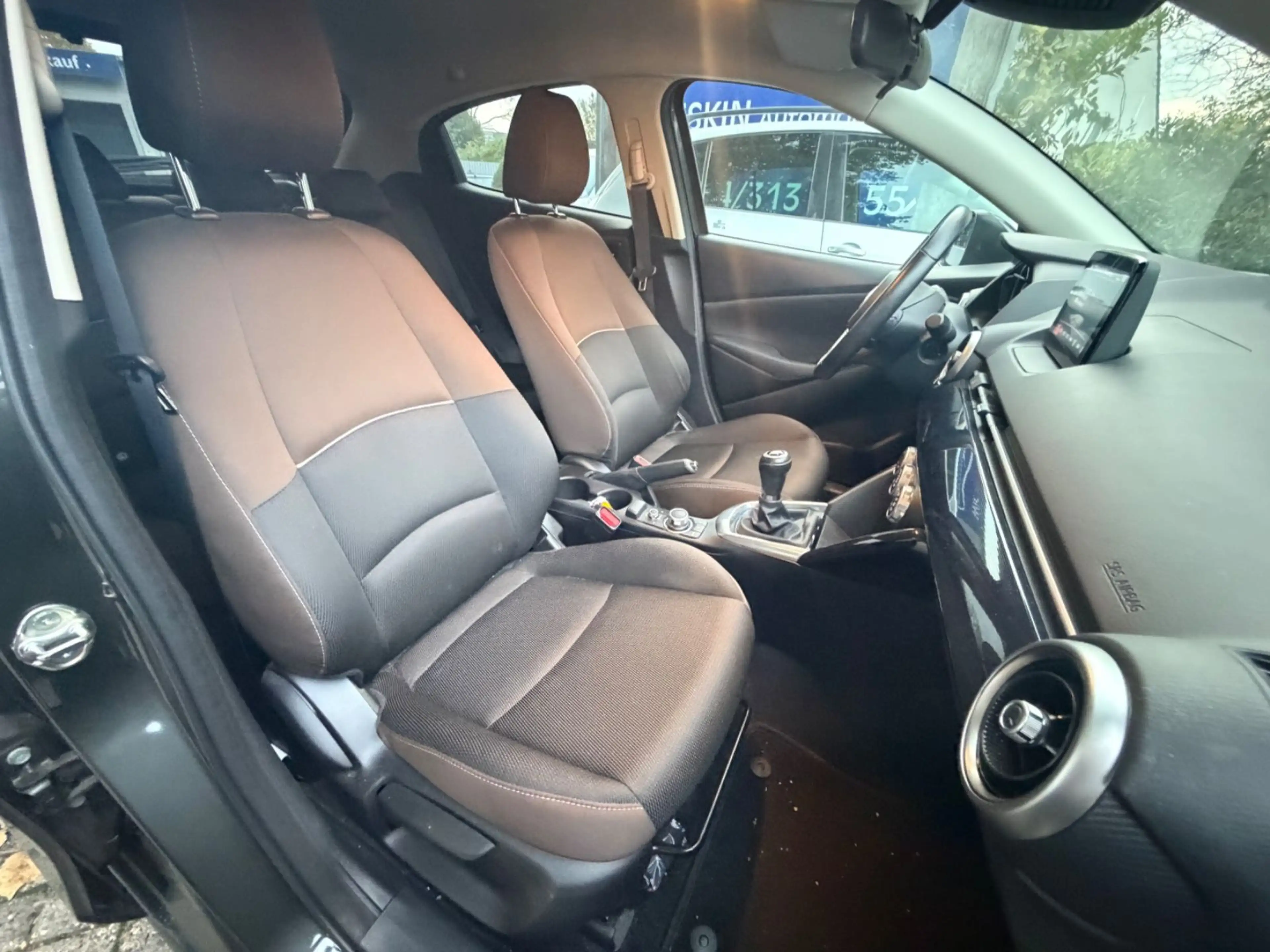 Mazda 2 Lim. Kizoku*XENON*KAMERA*SHZ*ALU*MULTIFUN* — photo 14
